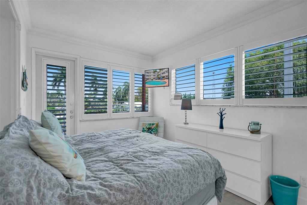 BURTON POINT CONDO - Residential