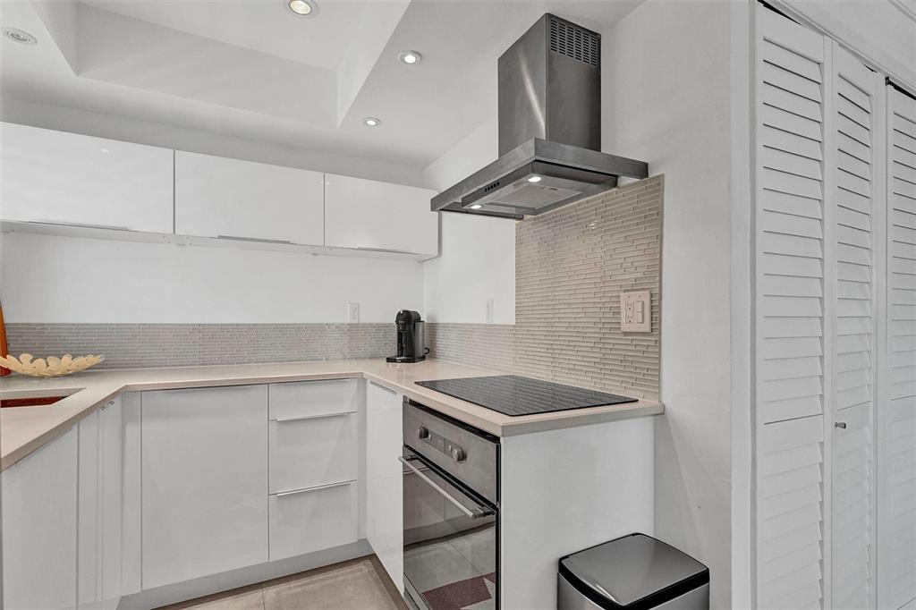 BURTON POINT CONDO - Residential