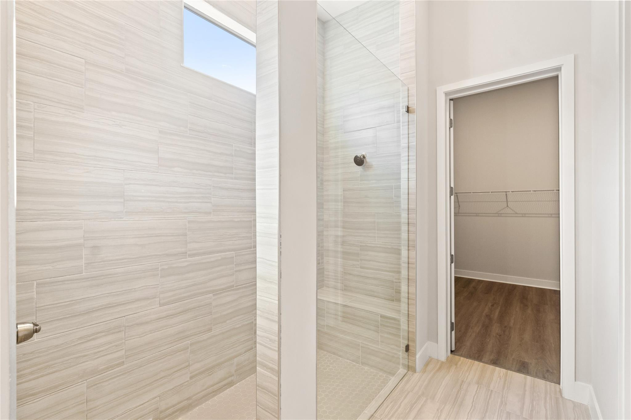 THE FALLS AT PARKLAND - Residential