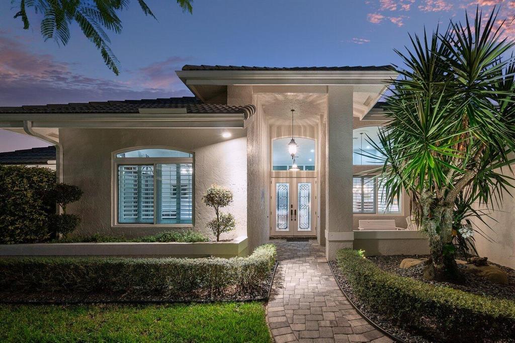 NORTH PASSAGE - Residential