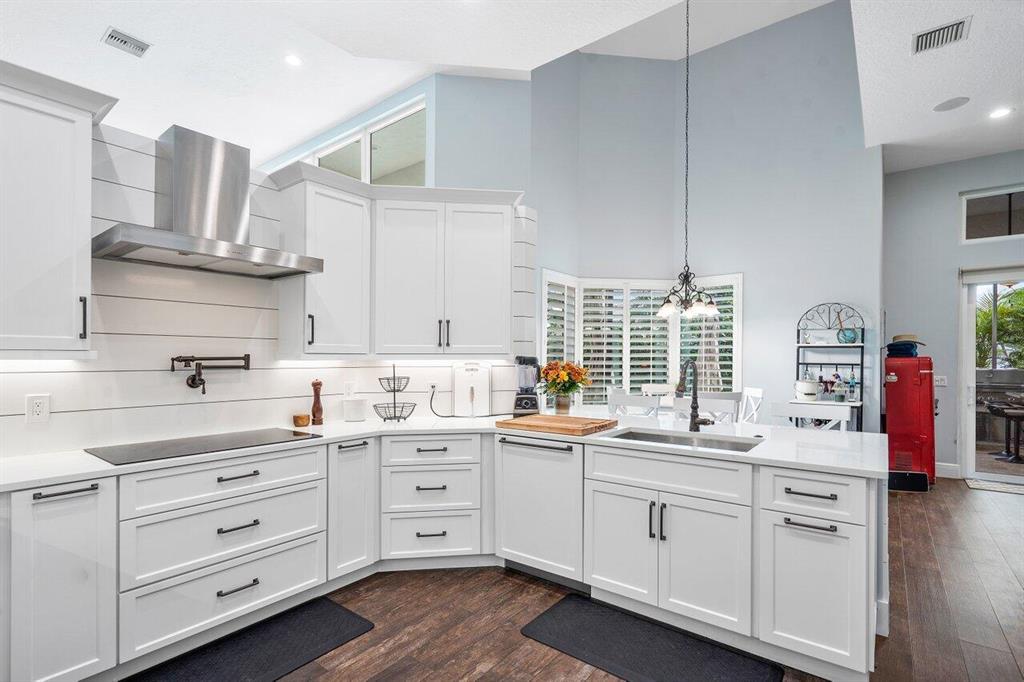 NORTH PASSAGE - Residential