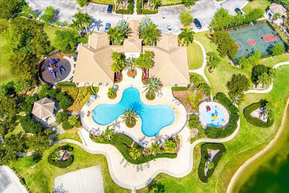 VIZCAYA FALLS PLAT 3 - Residential