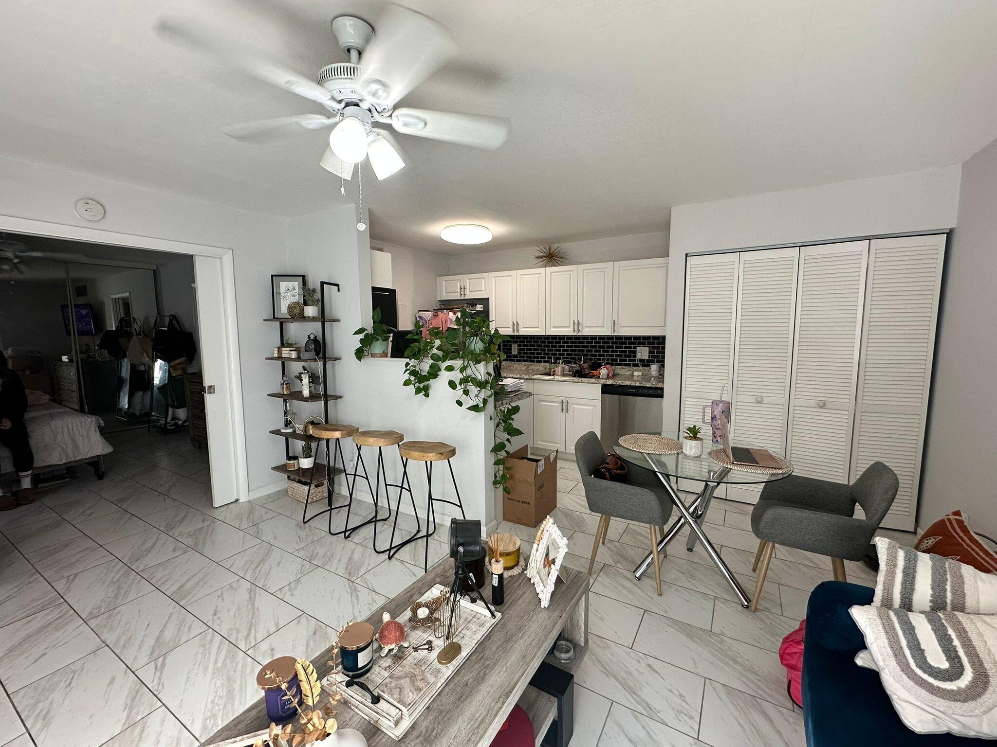 EDEN PLACE COND DECL FILED 9-23-83 - Residential