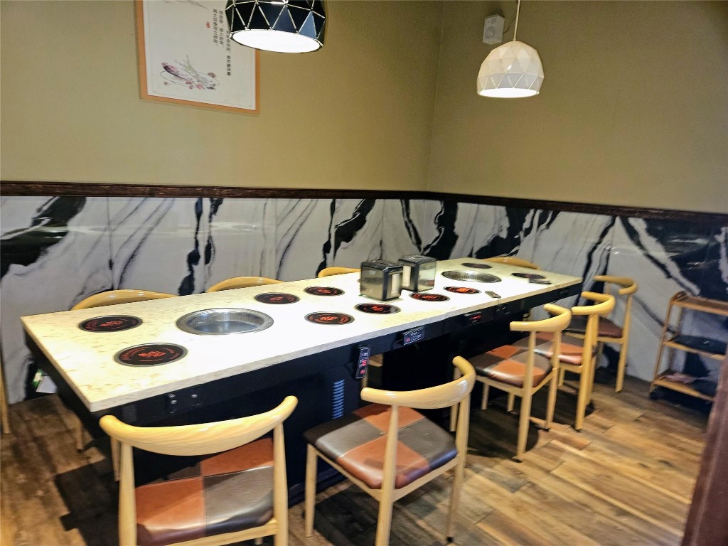 View photos, virtual tours, details...