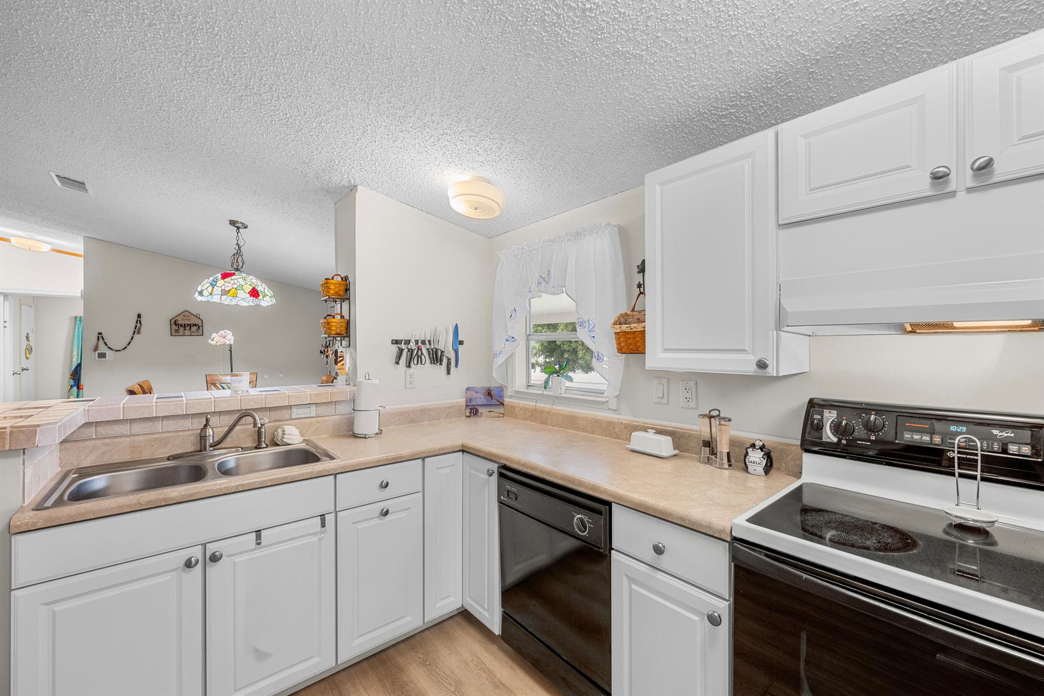 RIDGEWAY - Residential