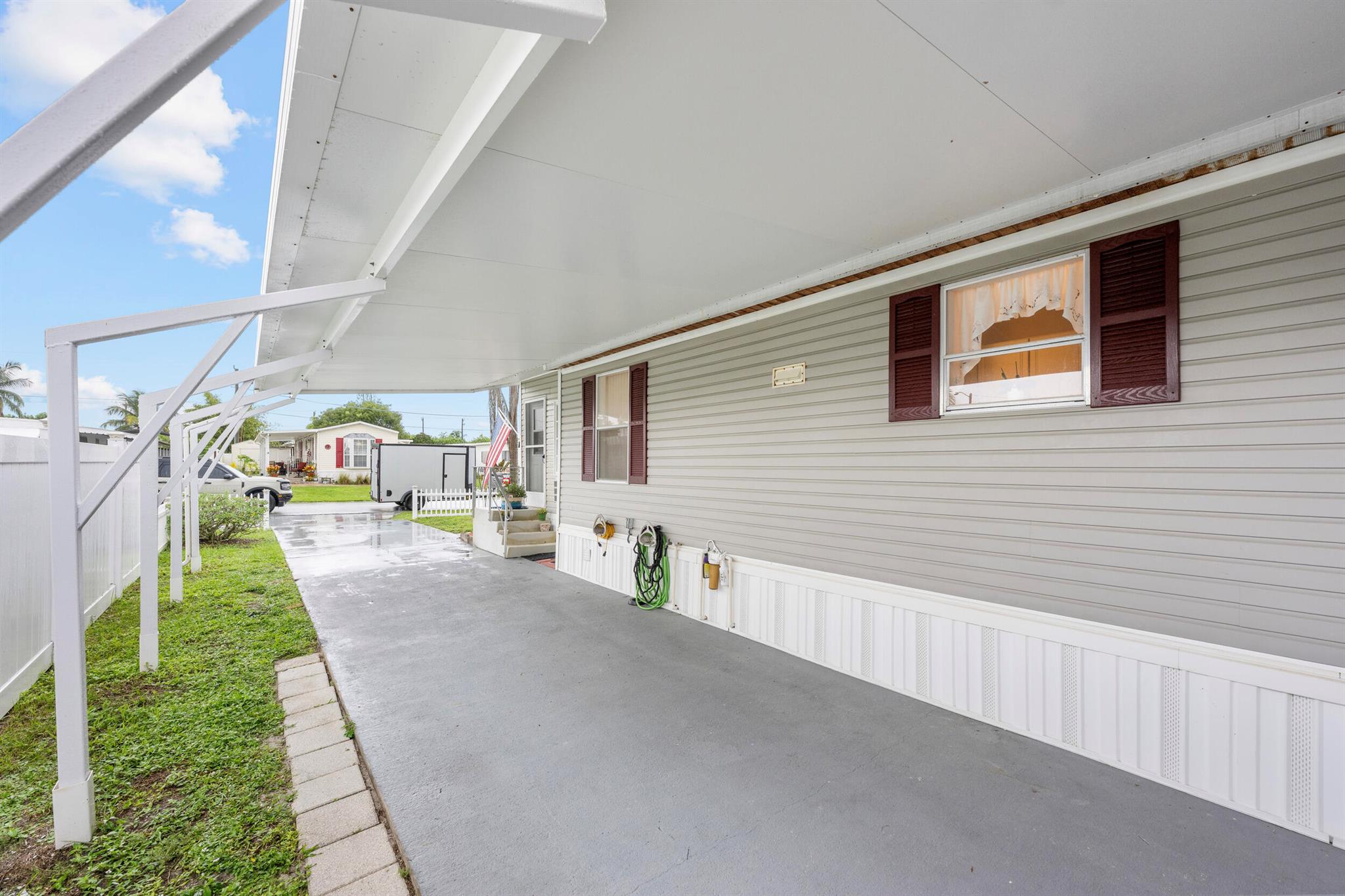 RIDGEWAY - Residential