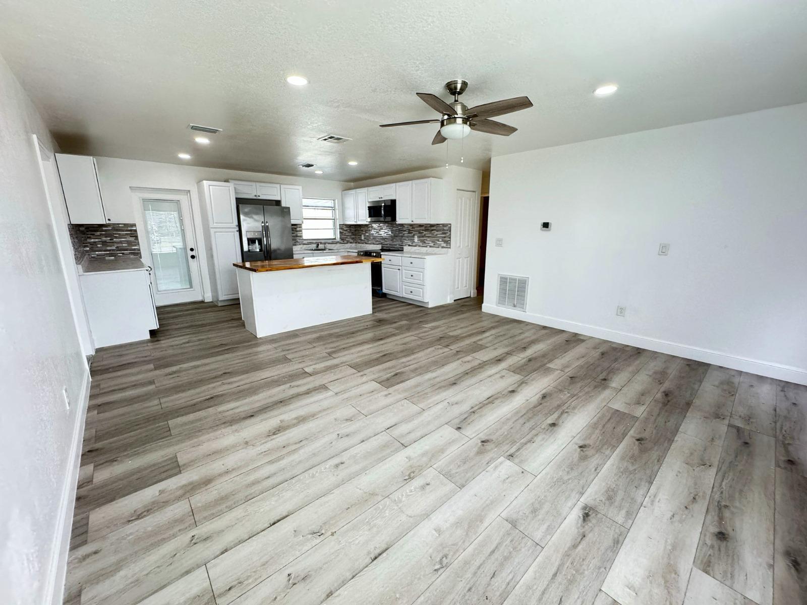 APOLLO BEACH UNIT ONE PART ONE - Residential