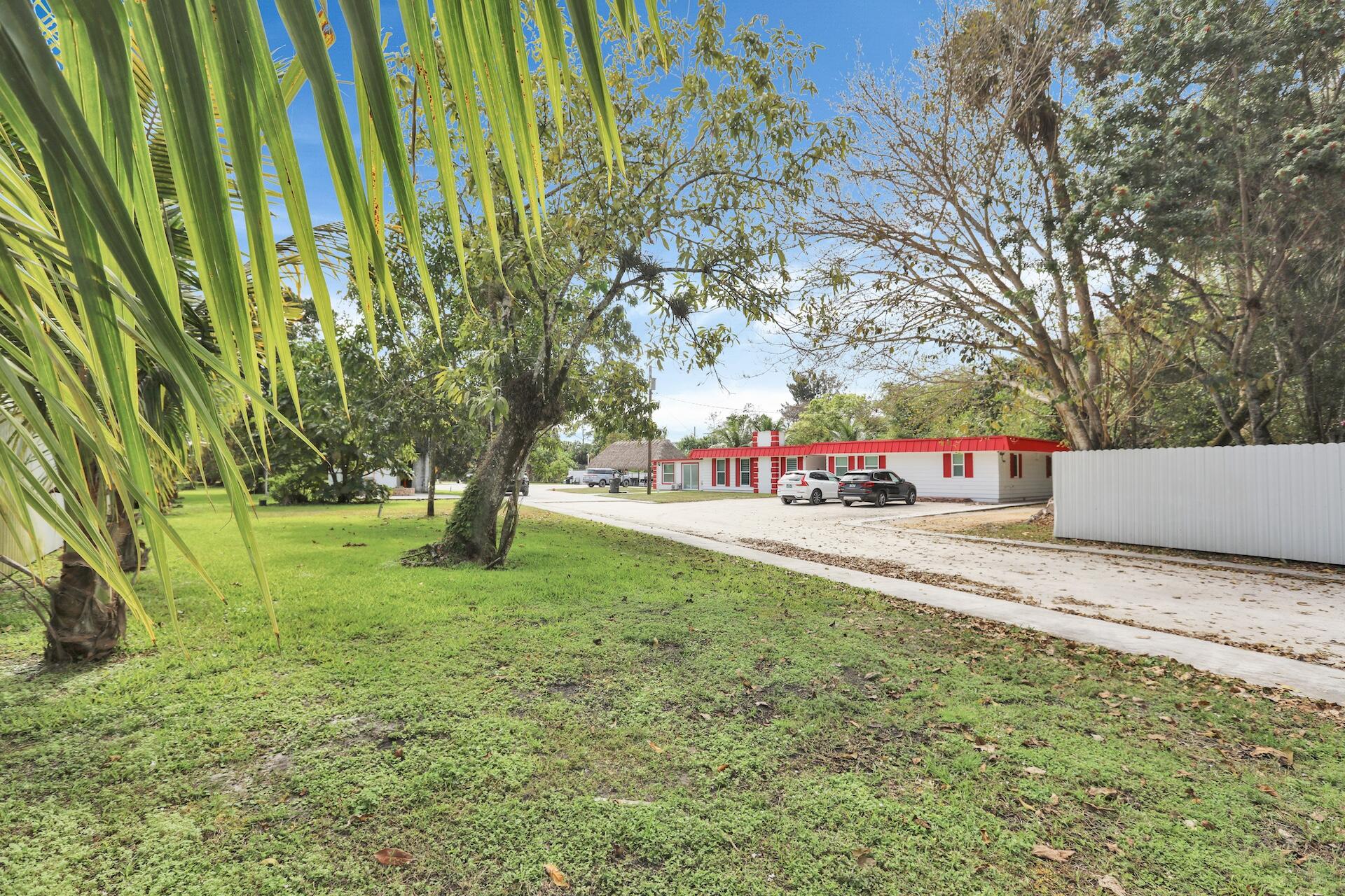 PALM BEACH FARMS CO PL NO 3 - Residential