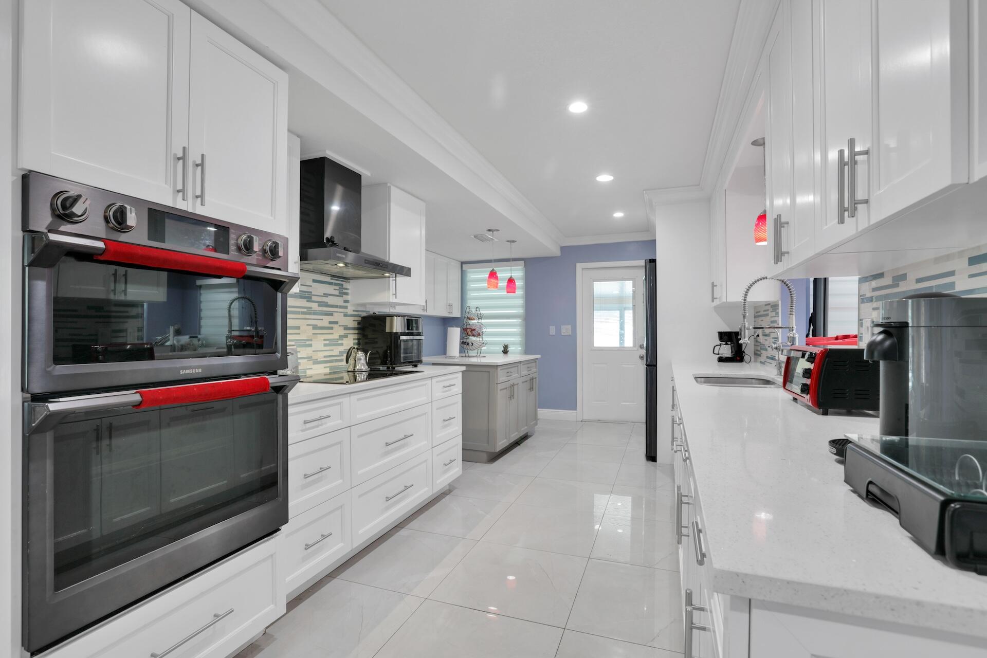 PALM BEACH FARMS CO PL NO 3 - Residential