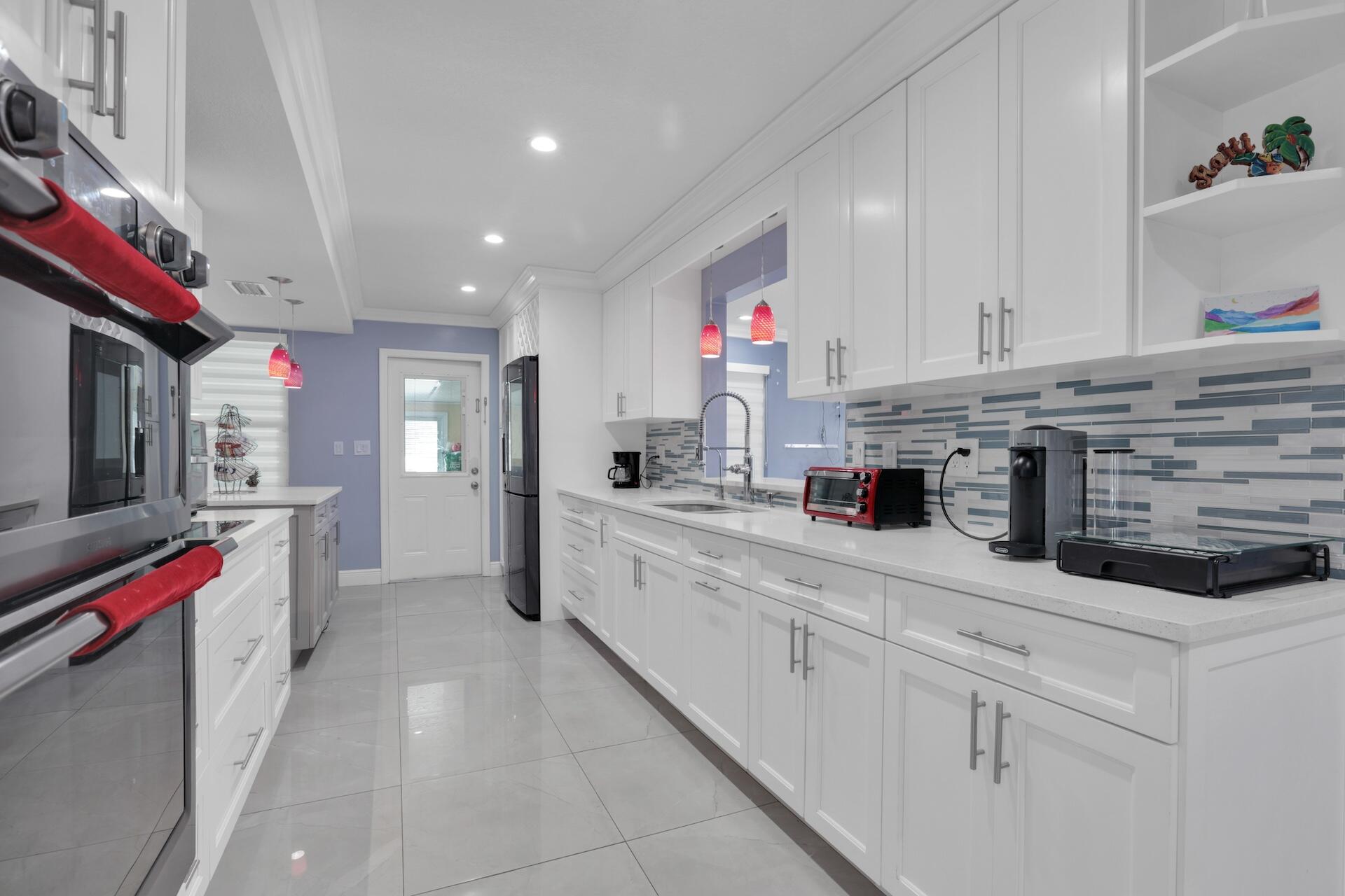 PALM BEACH FARMS CO PL NO 3 - Residential