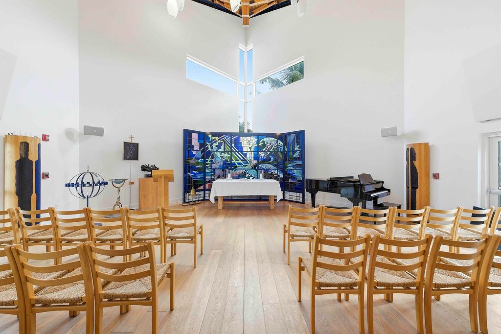 Photo of 2950 S Flamingo Road, Davie, FL (MLS # B26013566)