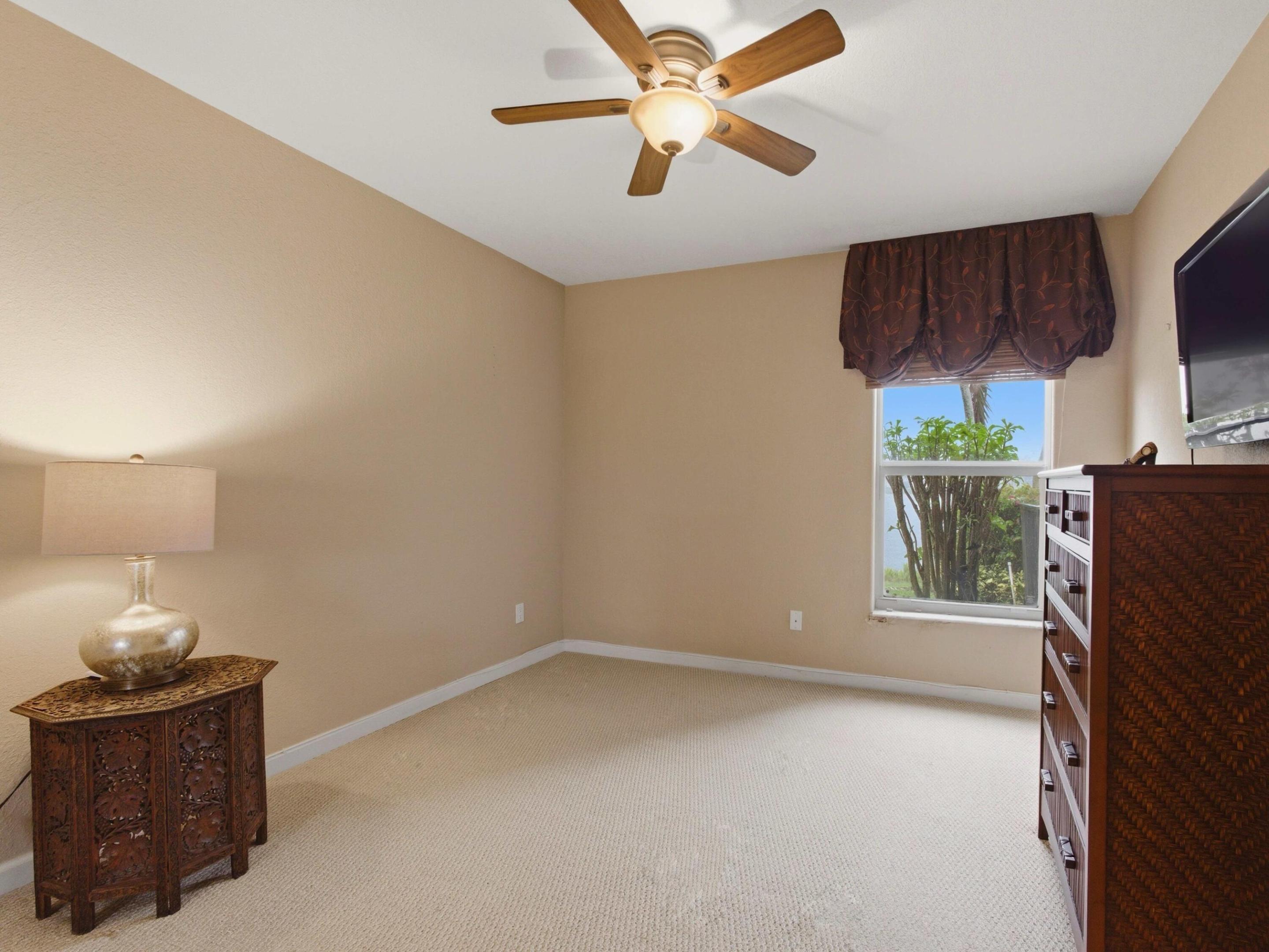 VALENCIA ISLES 2 - Residential