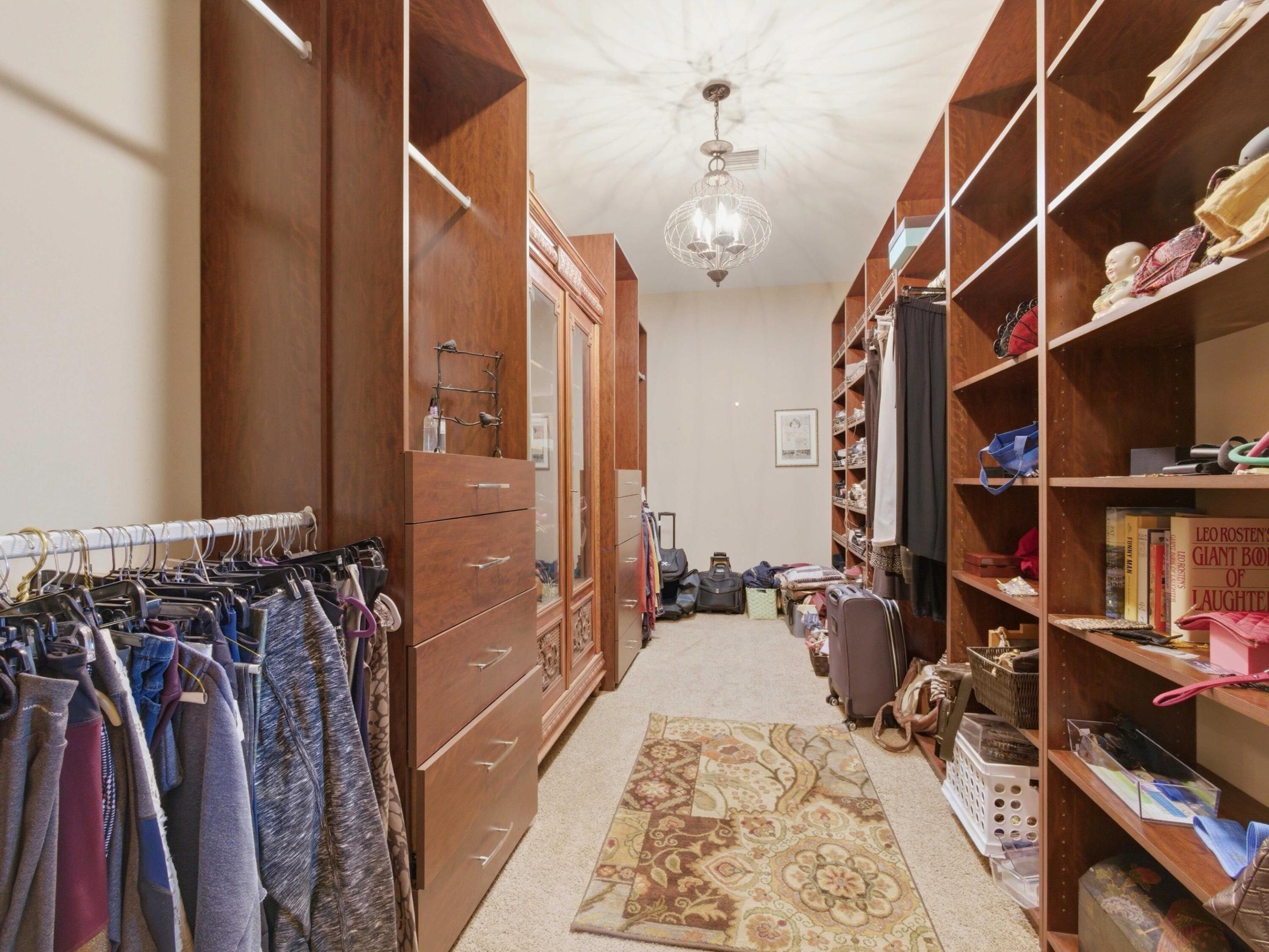 VALENCIA ISLES 2 - Residential