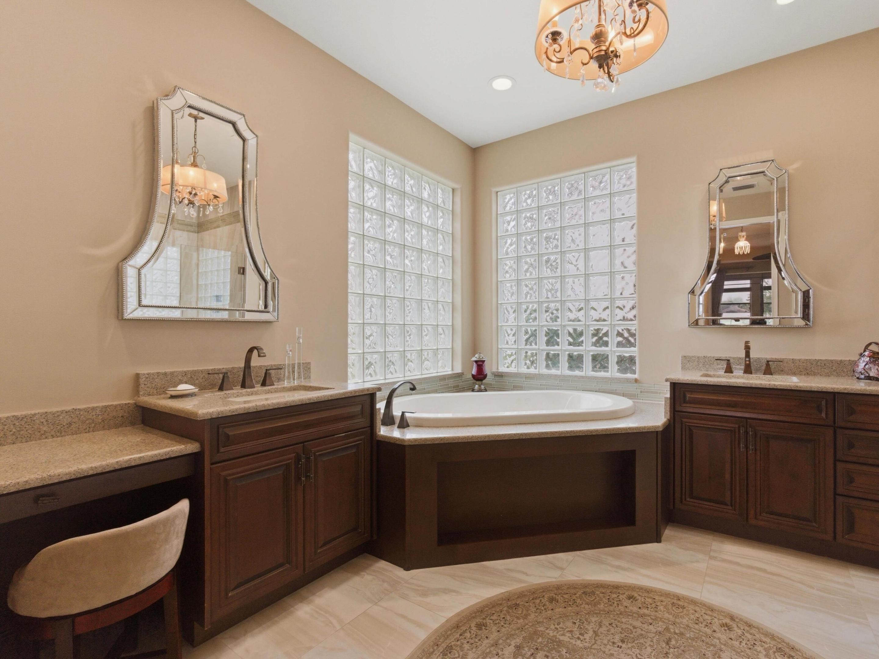 VALENCIA ISLES 2 - Residential