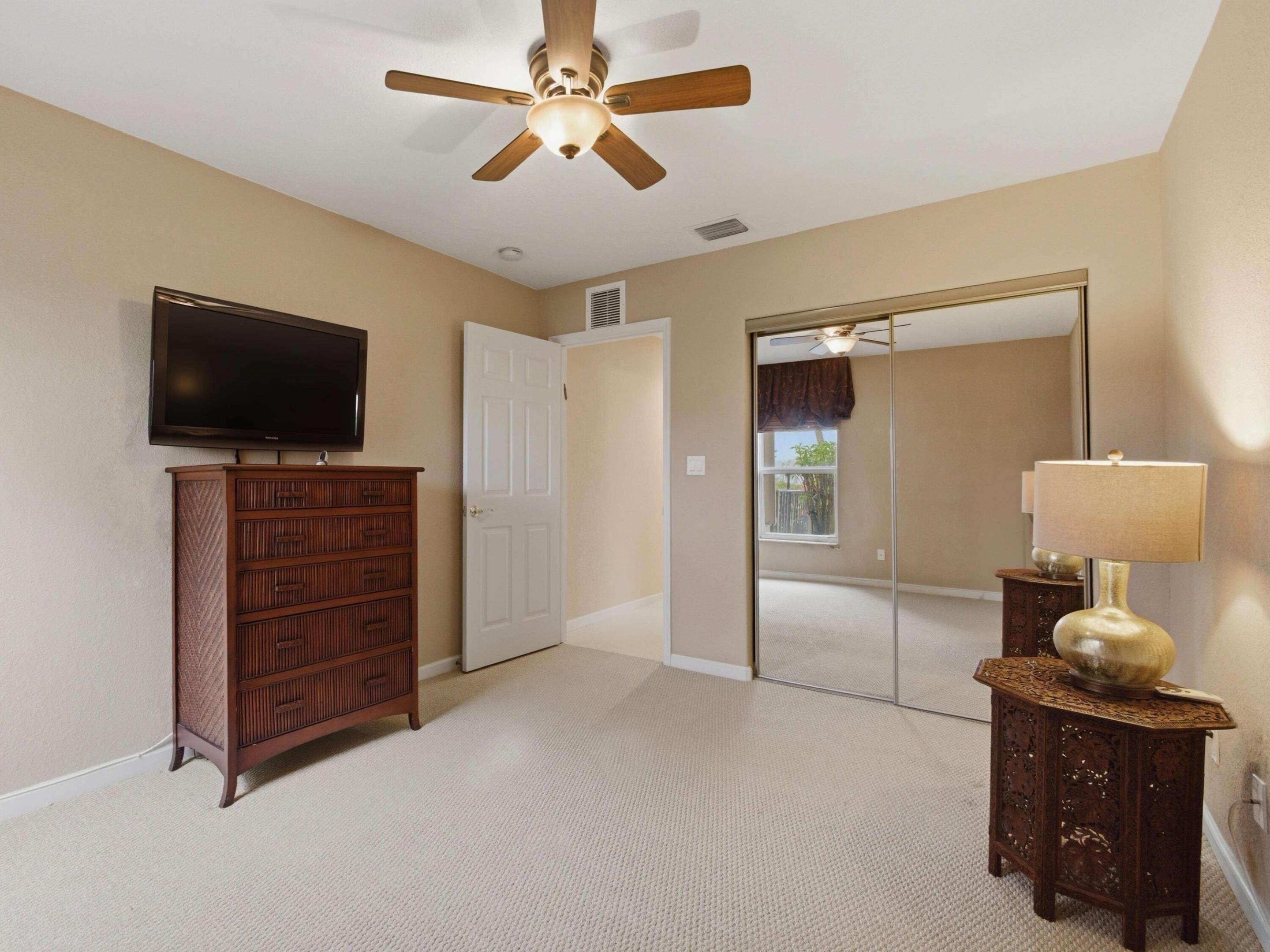 VALENCIA ISLES 2 - Residential