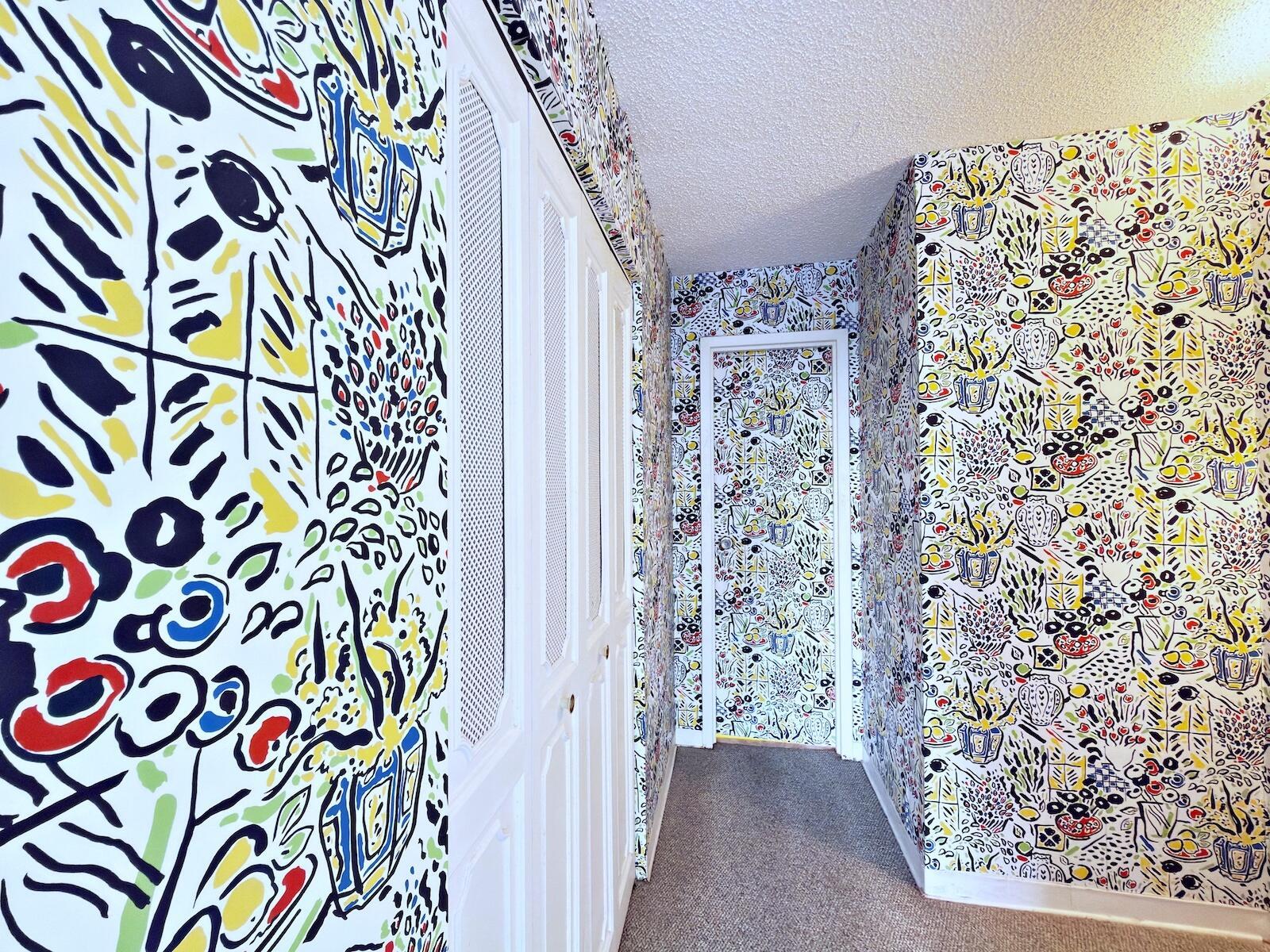 BARCLAY CONDO - Residential