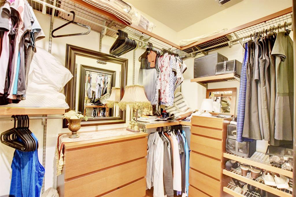 ADDISON RESERVE - Residential