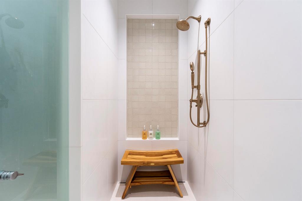 ADDISON RESERVE - Residential