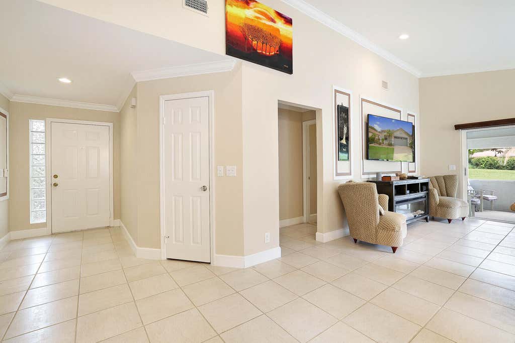 Photo of 6262 Breckenridge Circle, Lake Worth, FL 33467 (MLS # R11051149)