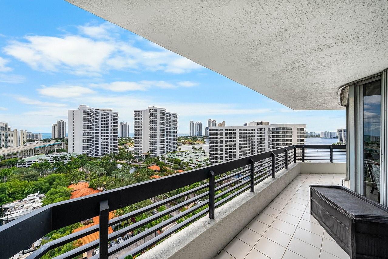 Mystic Pointe - Residential