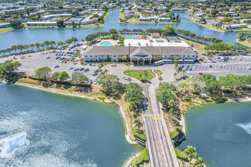 Beautiful and well appointed updated condo, located near shopping, restaurants, airport and entertainment. Community offers manned Gated entry, pools, fitness center, group club activities and an active clubhouse. Drive yourself or ride their bus to local shopping.