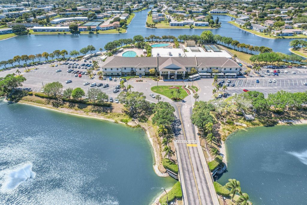 Photo of 302 Norwich M, West Palm Beach, FL 33417 (MLS # R11147282)