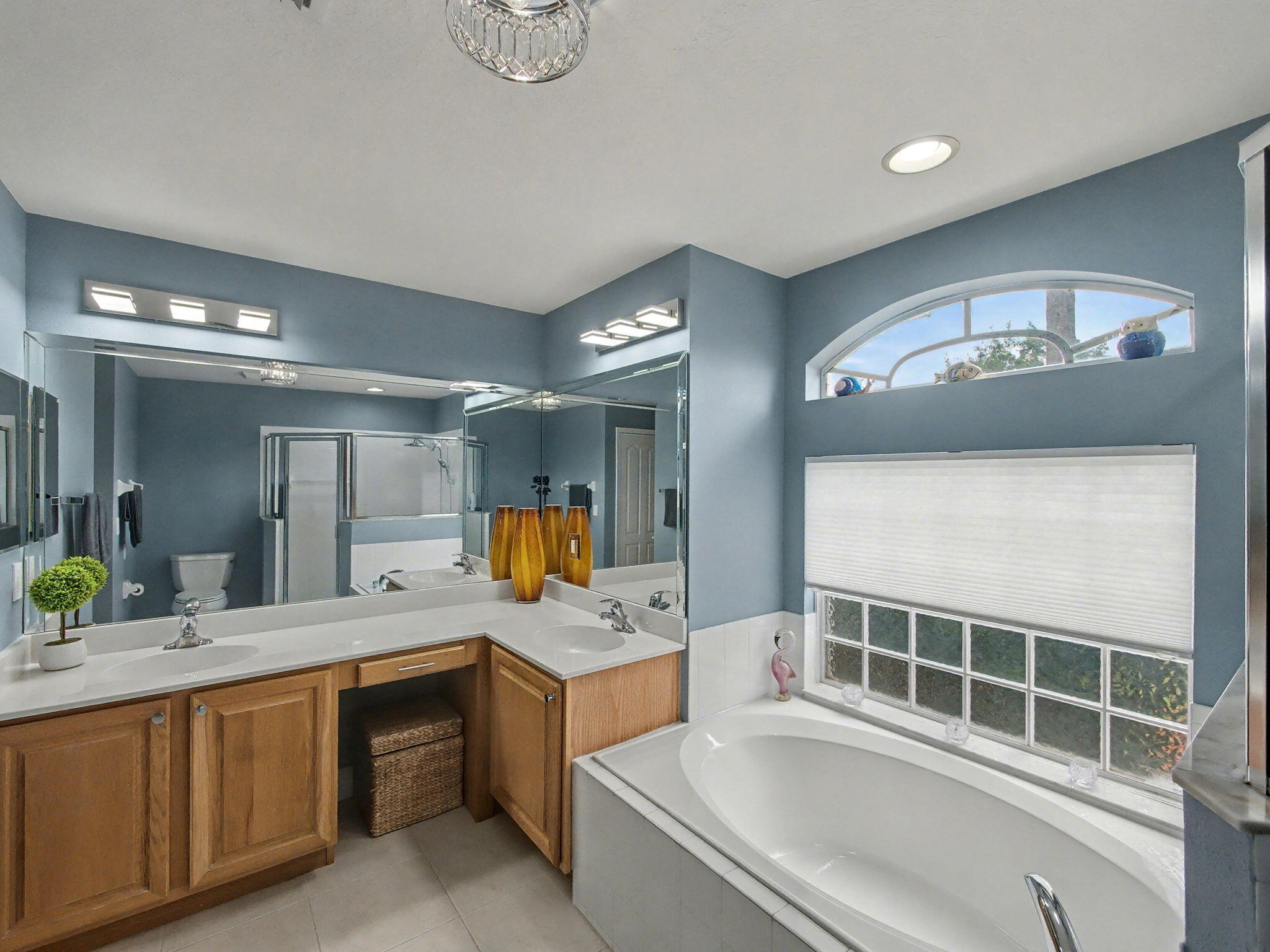 LAKE TUSCANY - Residential