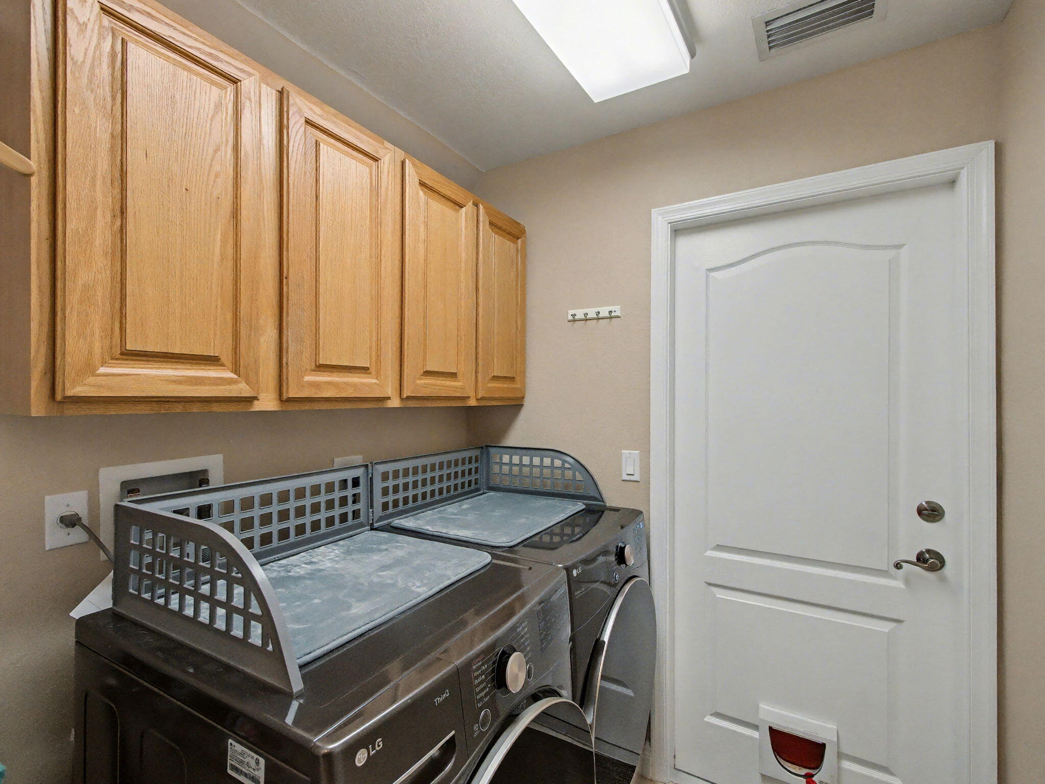 LAKE TUSCANY - Residential