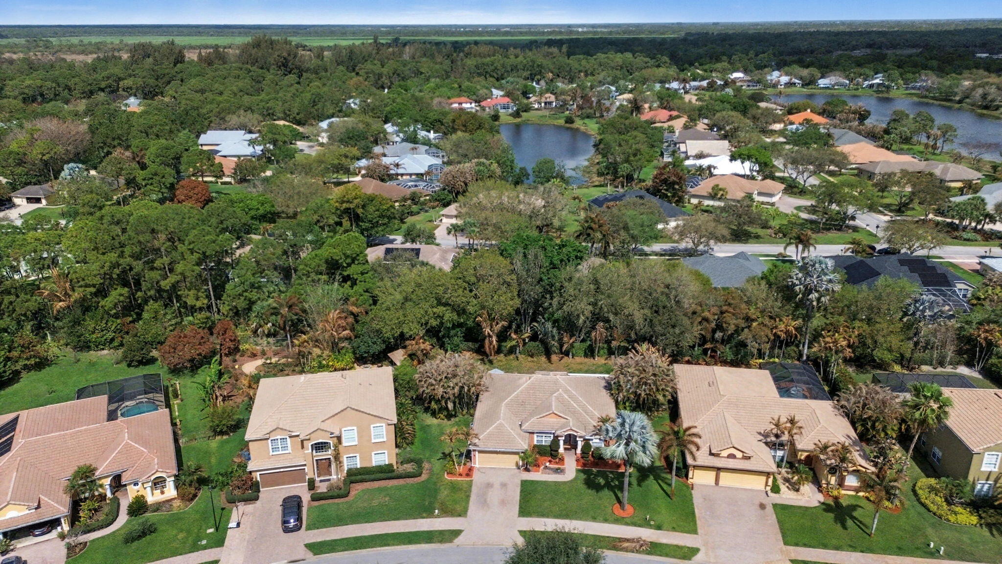 LAKE TUSCANY - Residential