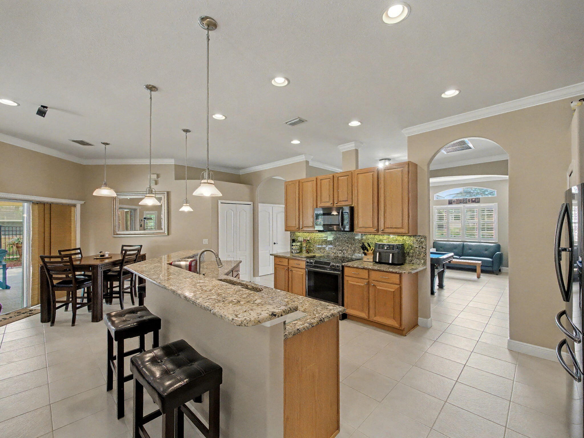 LAKE TUSCANY - Residential