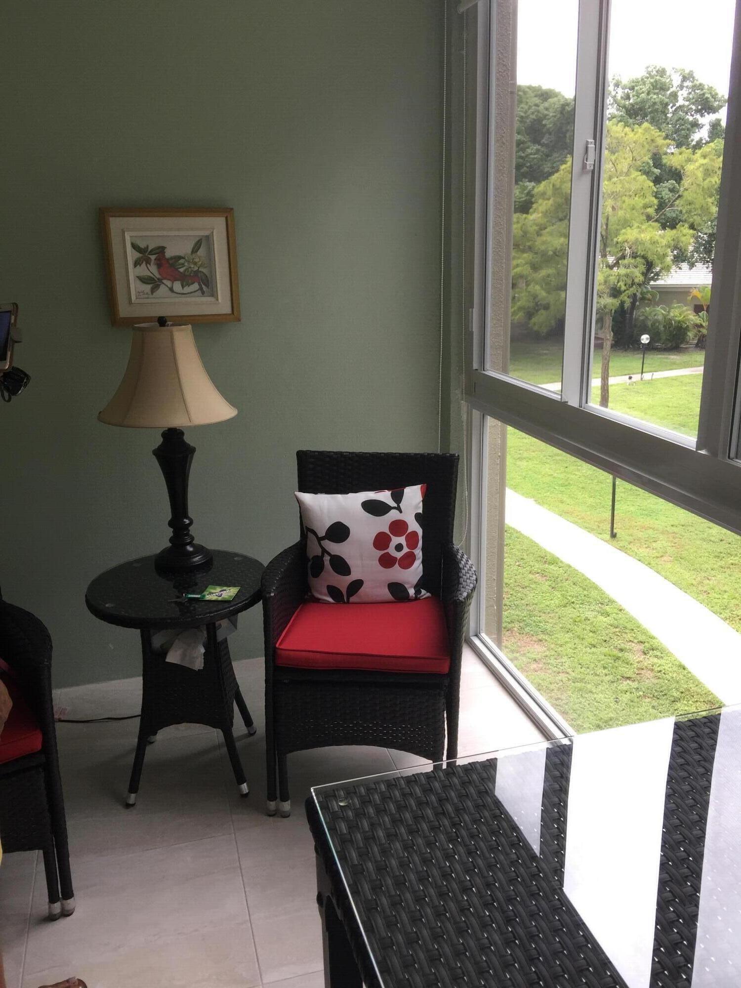 CYPRESS CHASE CONDO NO 1 - Residential
