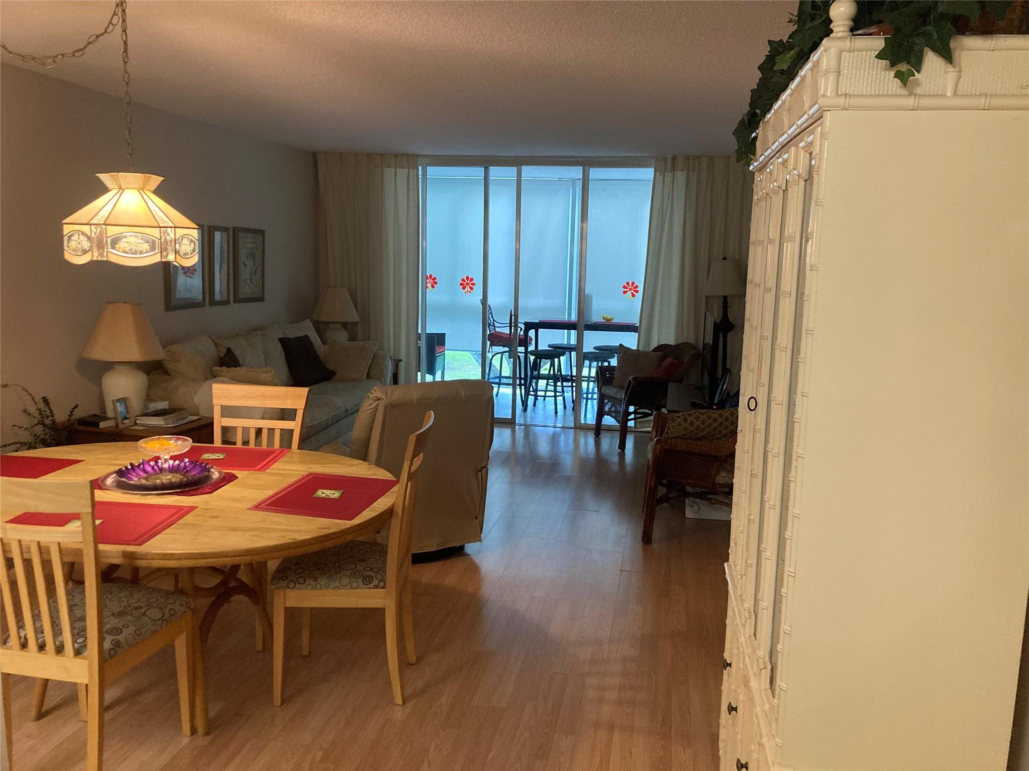 CYPRESS CHASE CONDO NO 1 - Residential