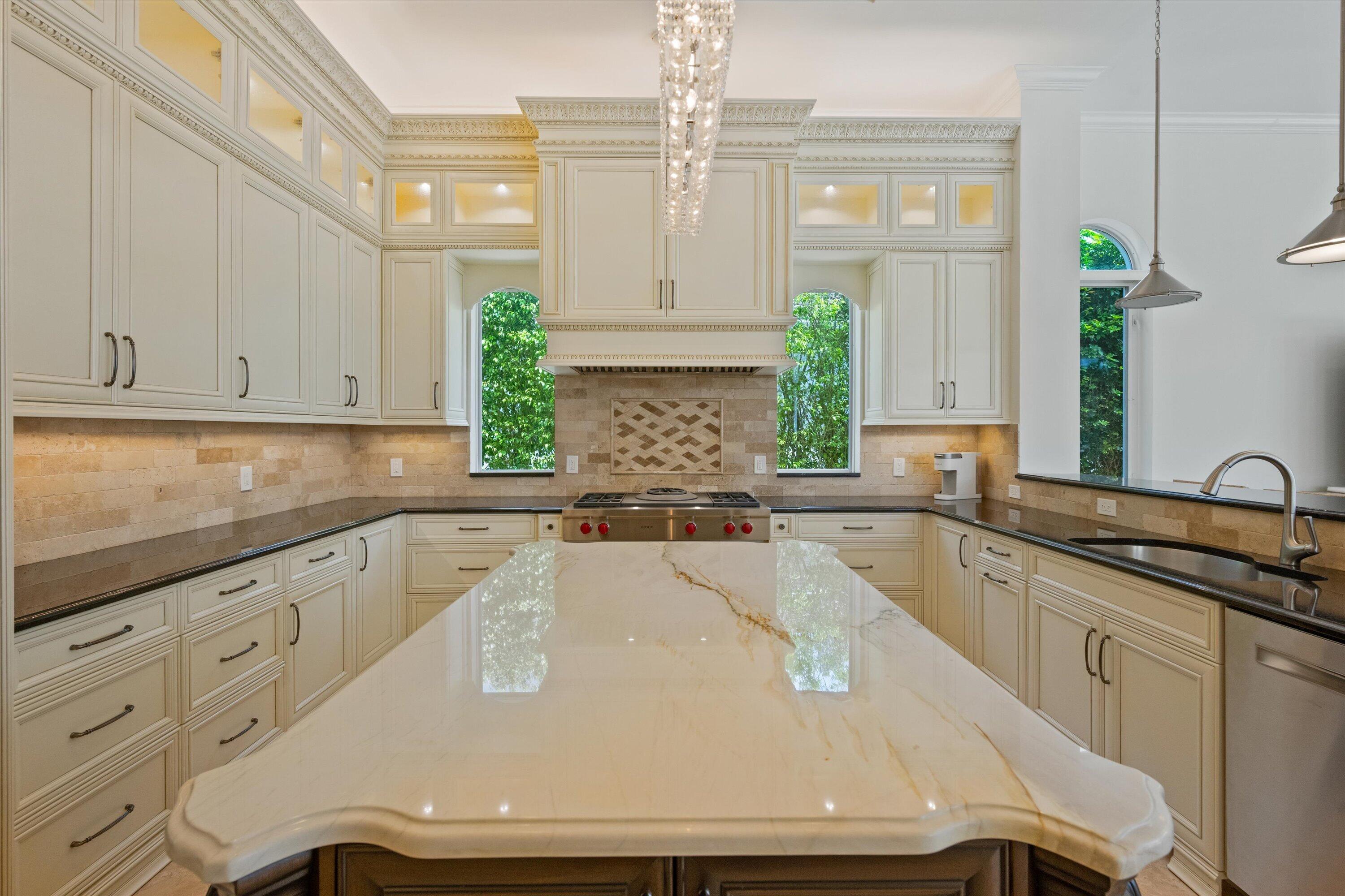 HARBOUR ISLES - Residential