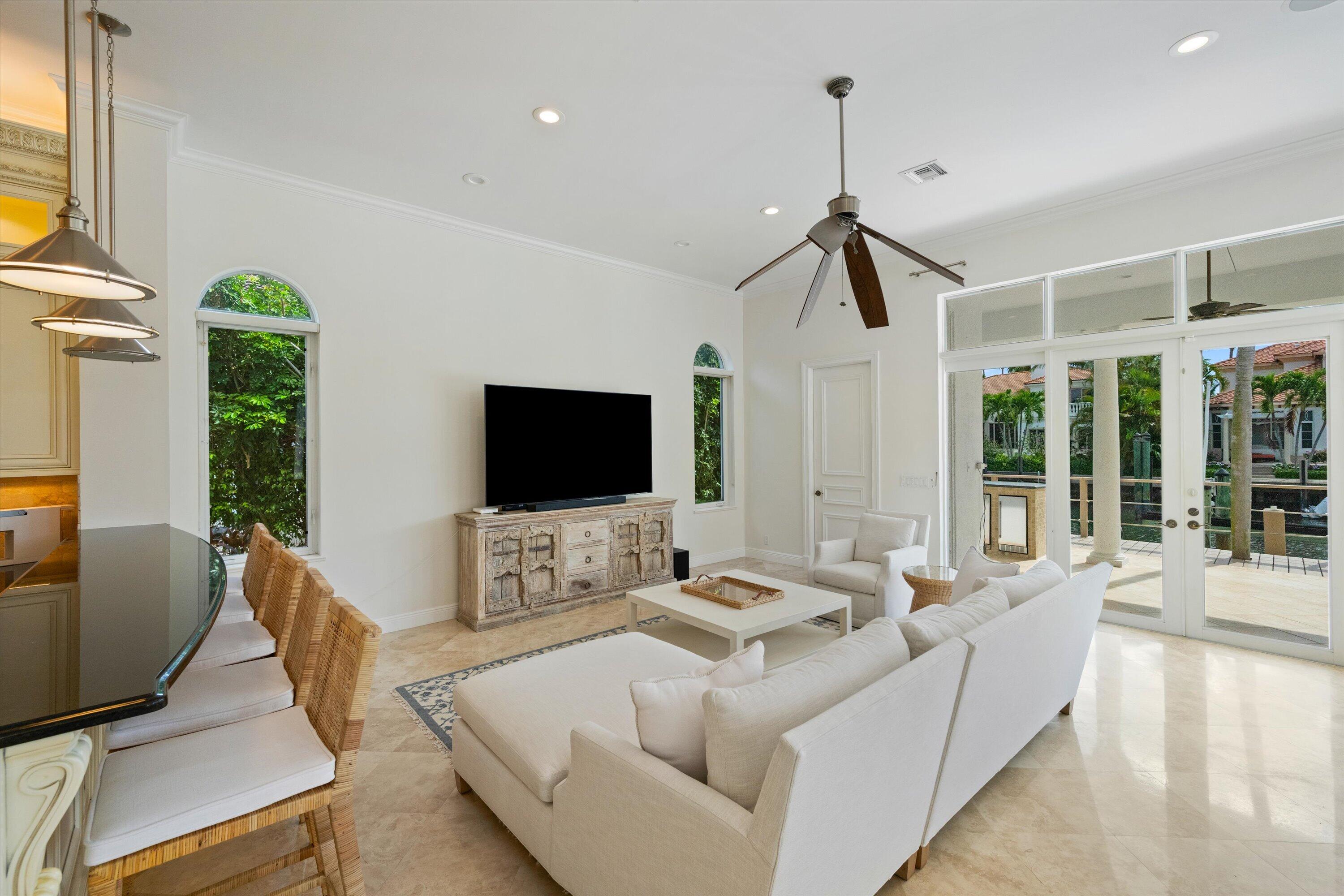 HARBOUR ISLES - Residential