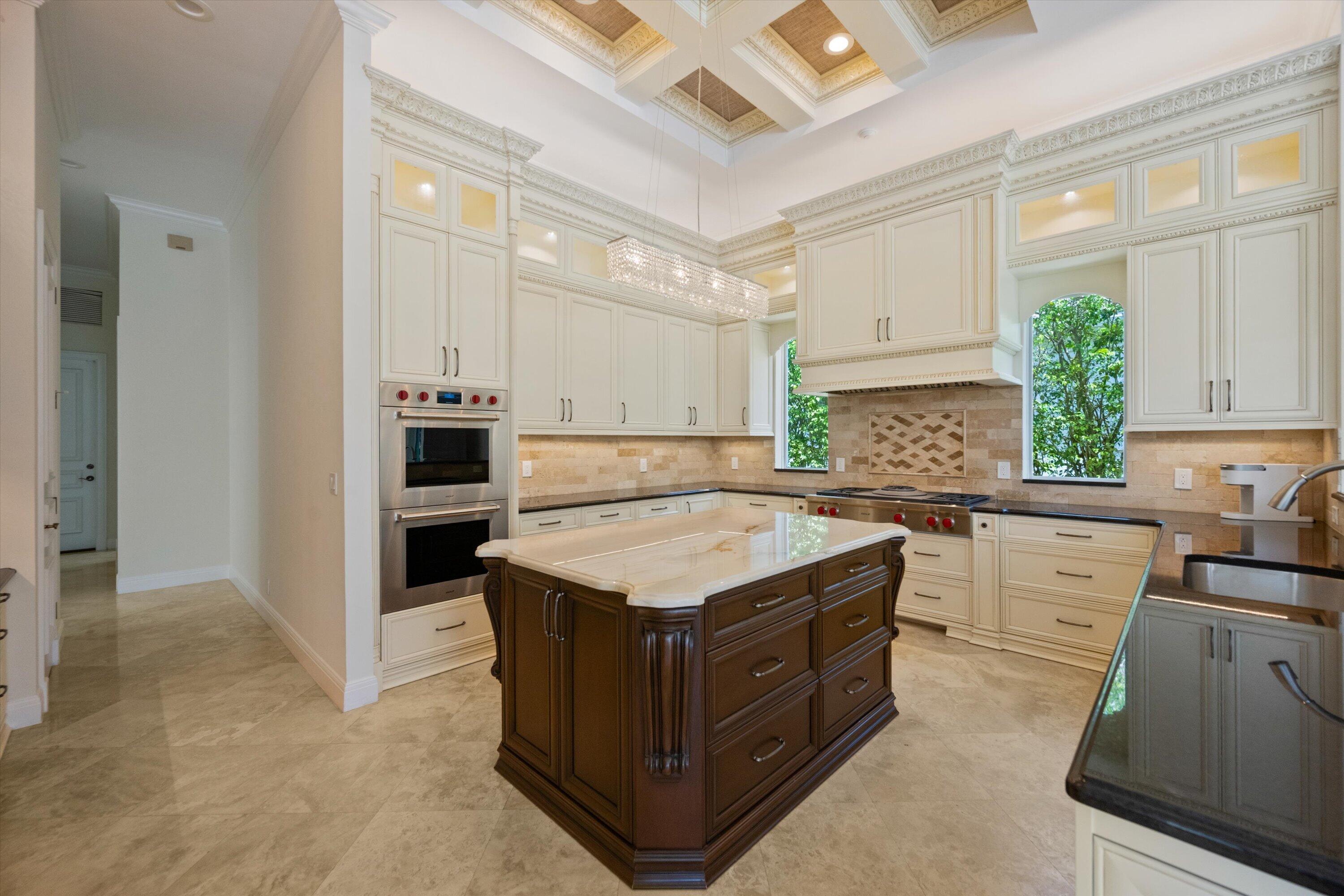 HARBOUR ISLES - Residential