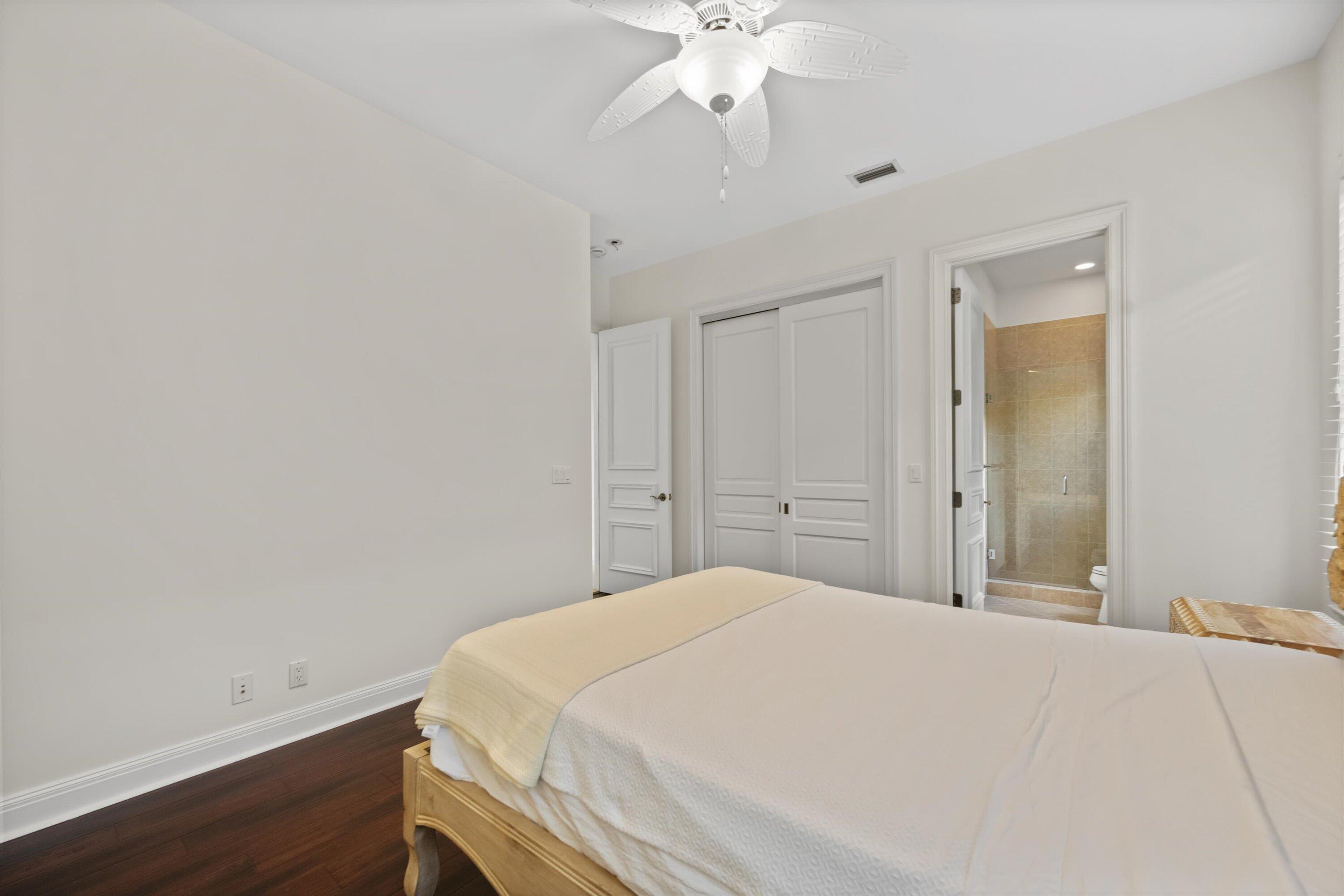 HARBOUR ISLES - Residential