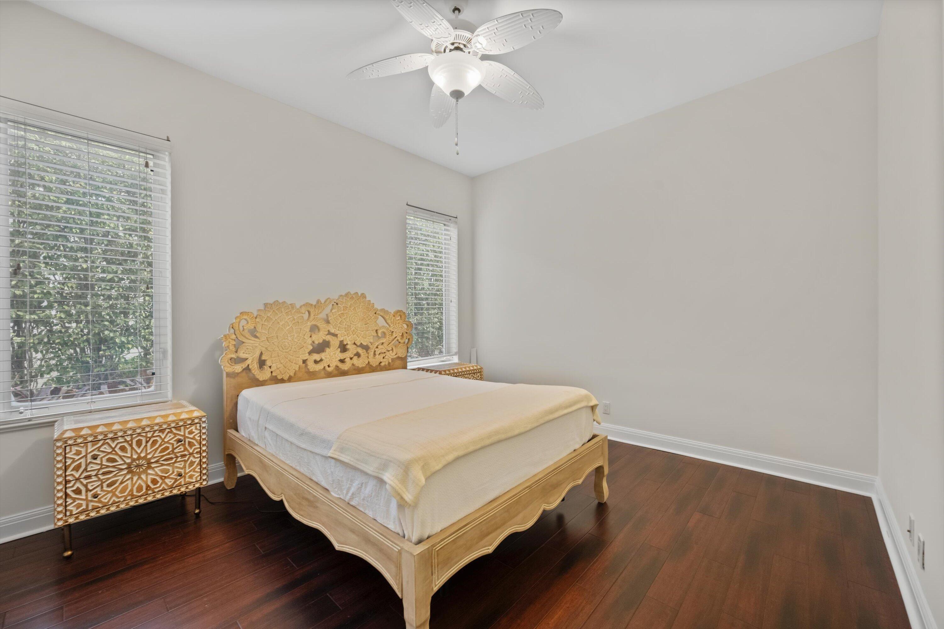 HARBOUR ISLES - Residential