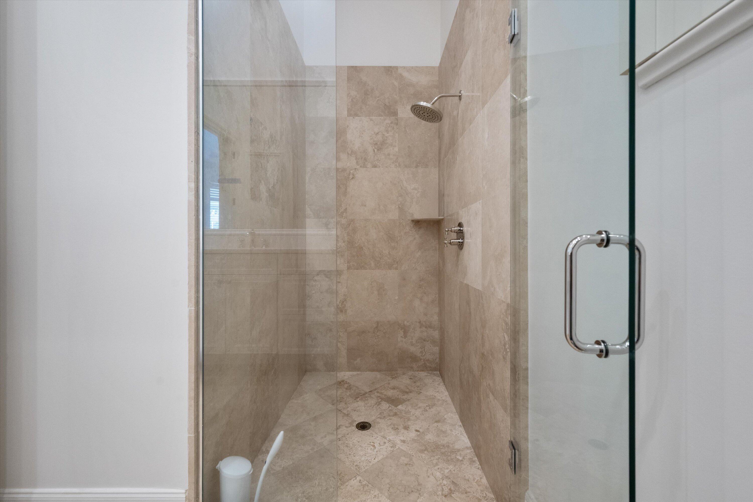 HARBOUR ISLES - Residential