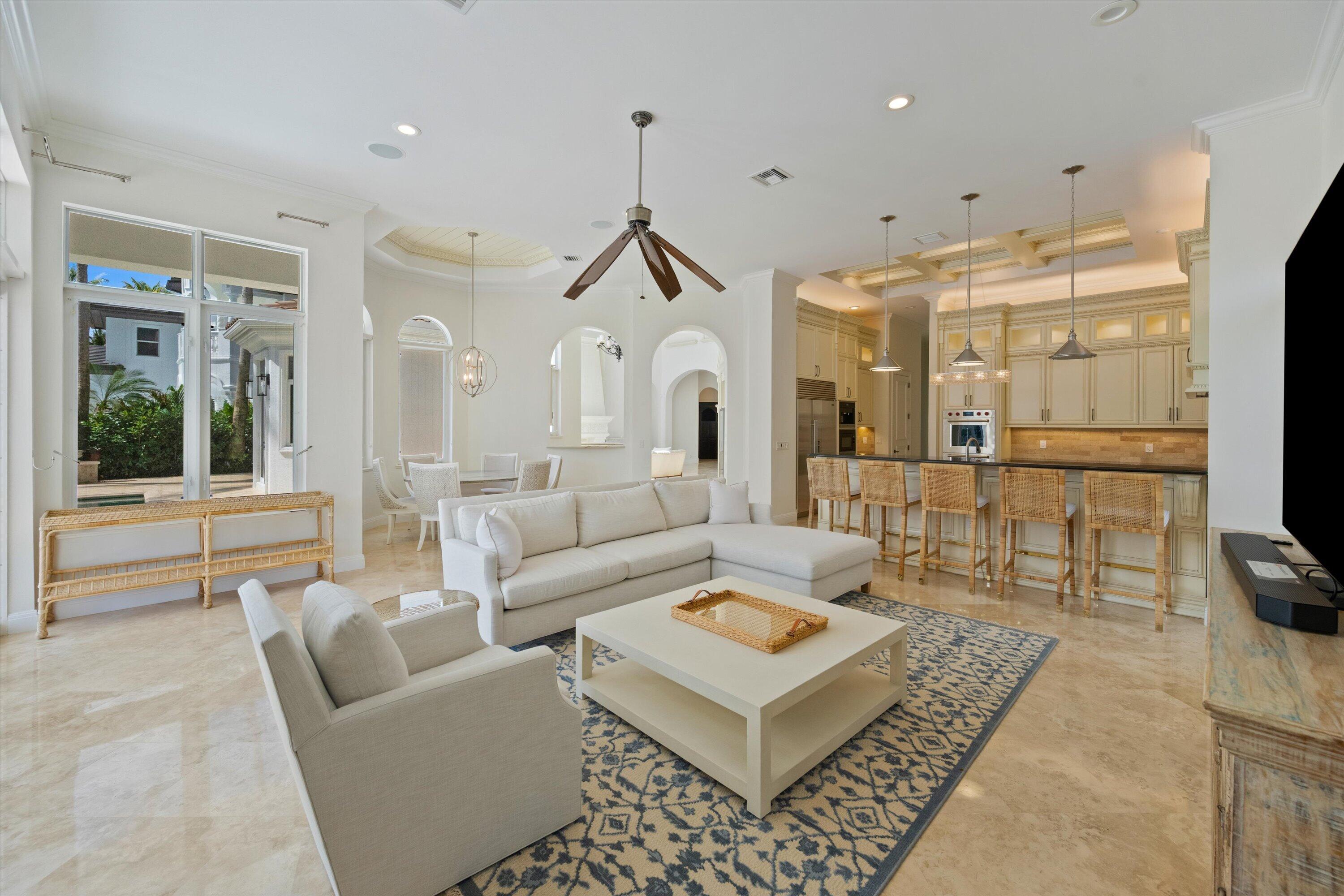 HARBOUR ISLES - Residential