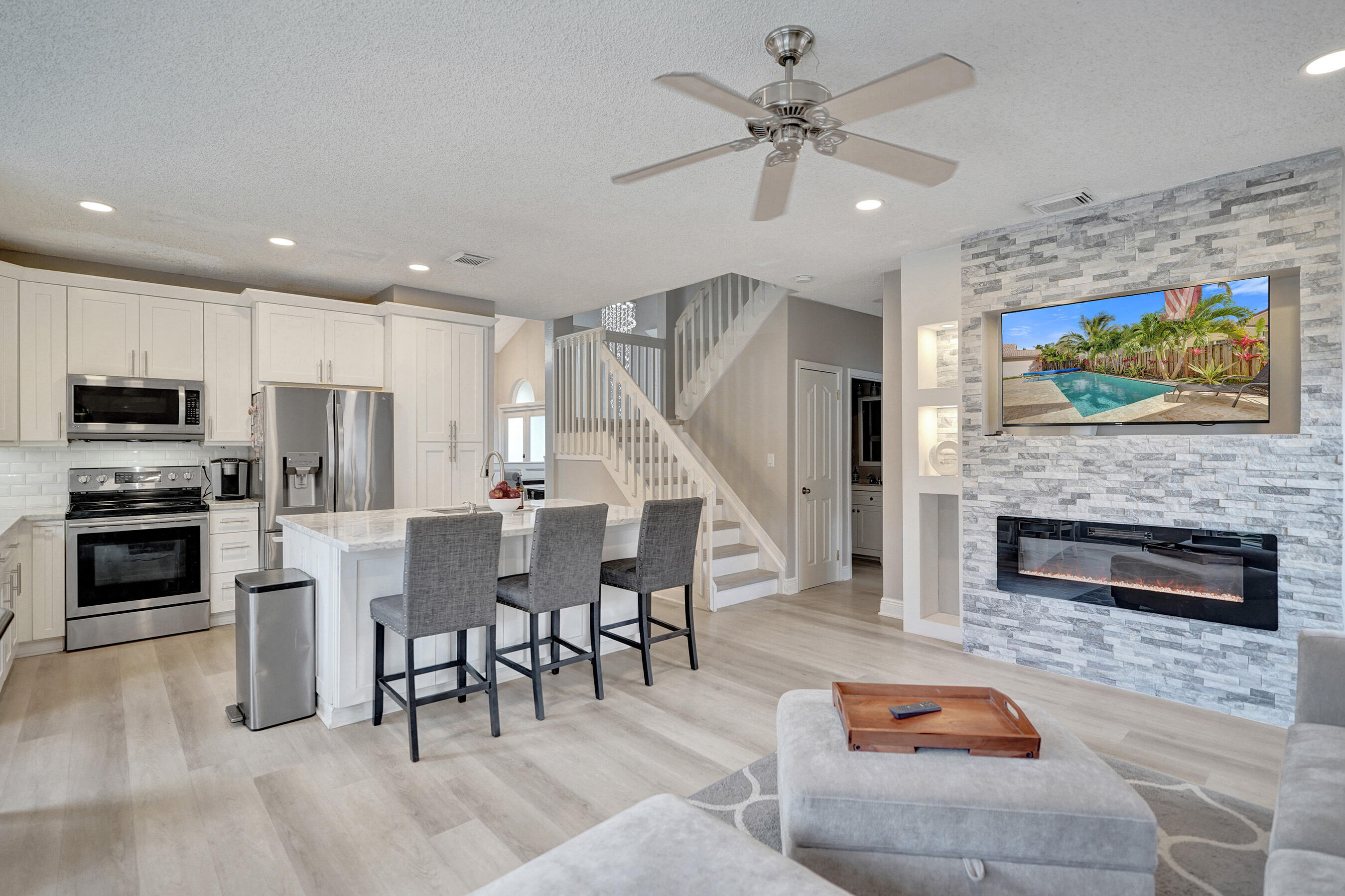 CHAPEL TRAIL II - Residential