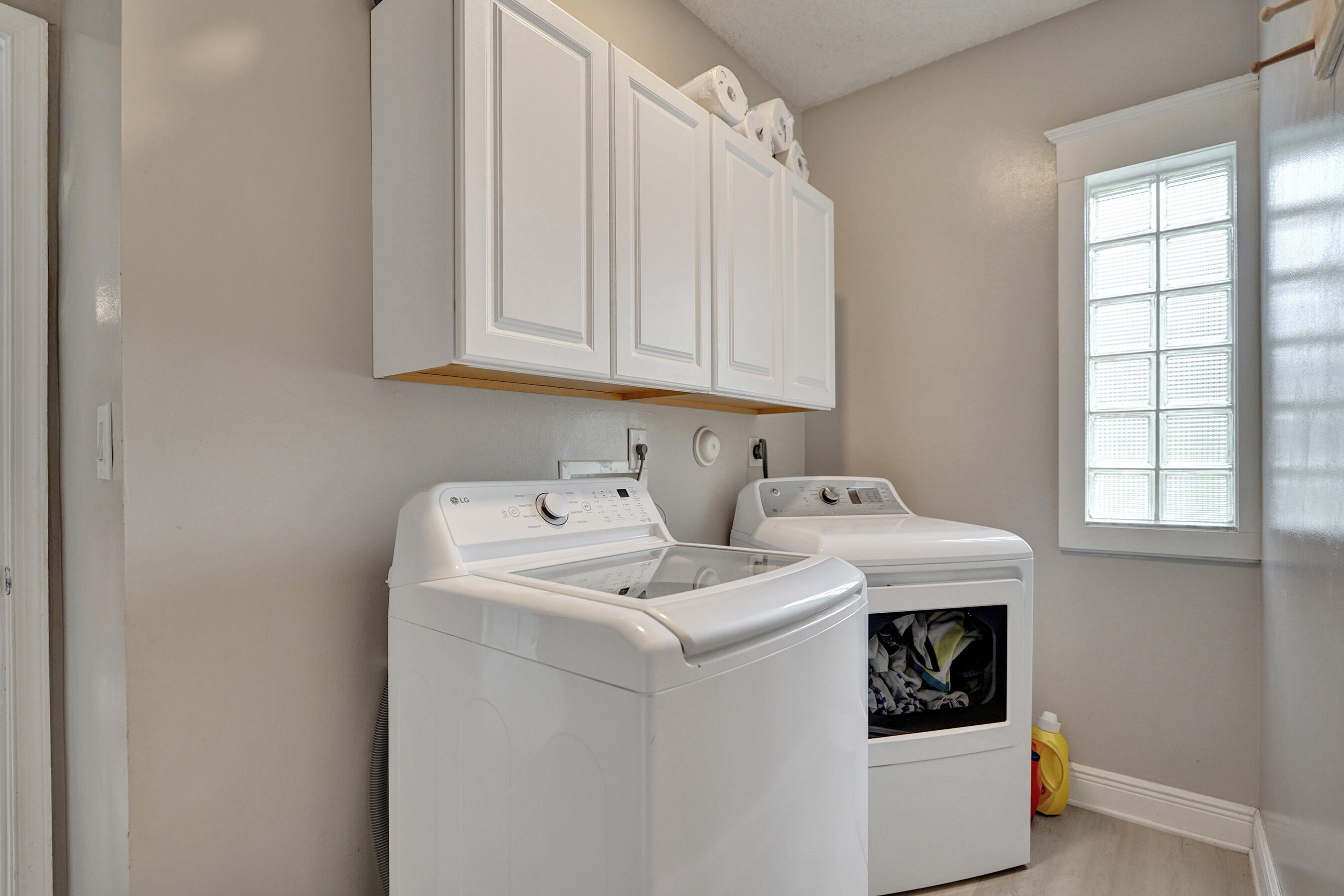 CHAPEL TRAIL II - Residential