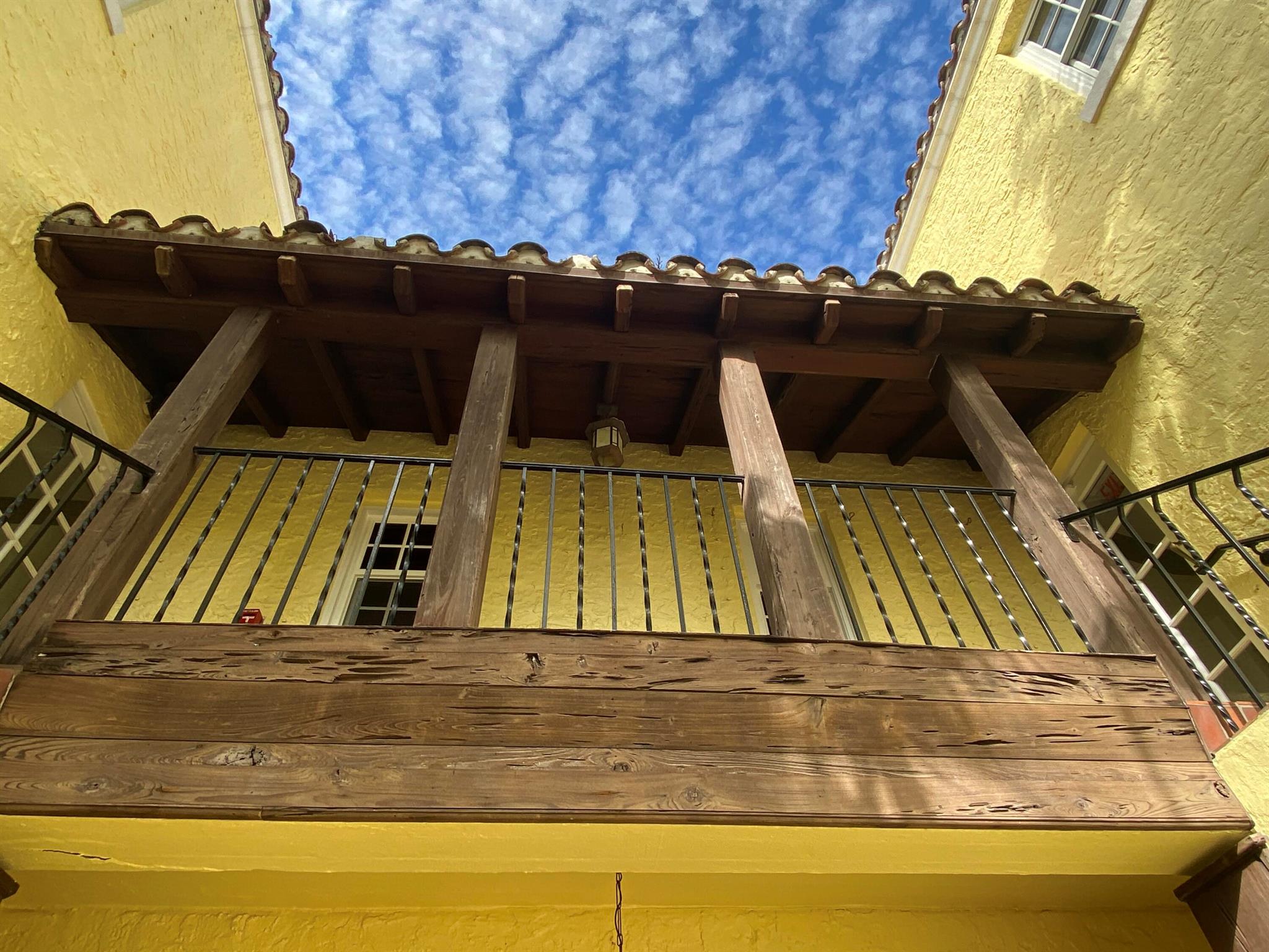 BRAZILIAN COURT HOTEL AND - Residential