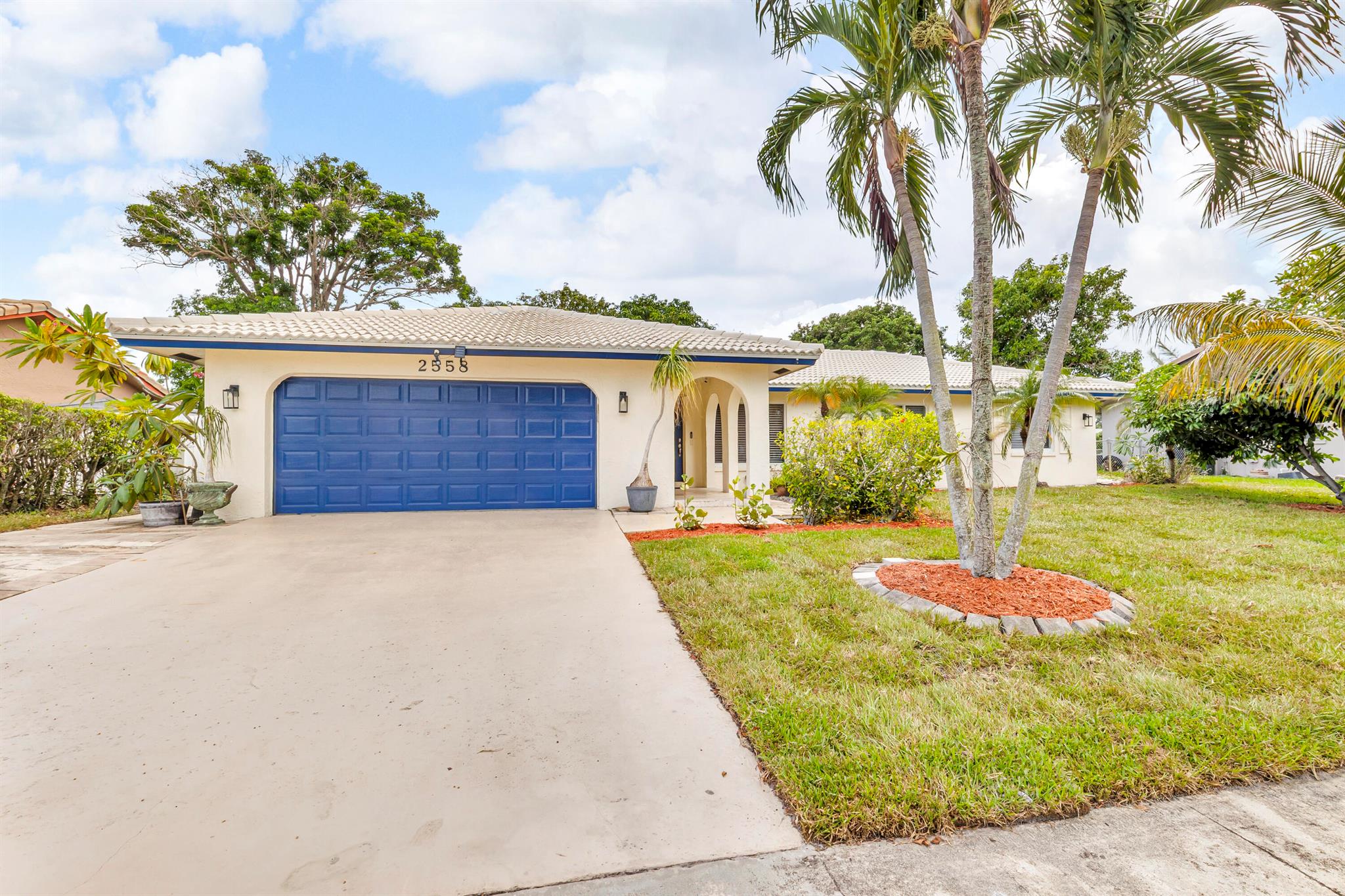 2558 NW 32nd Street