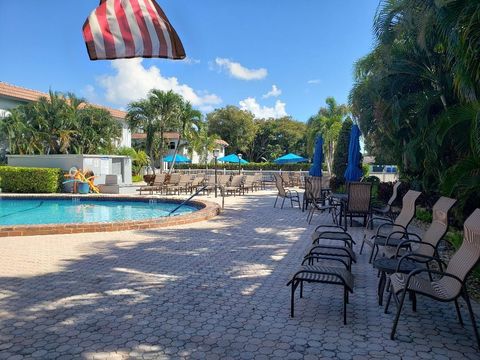 A home in Oakland Park