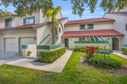 Photo of 25 Lexington Lane W #F, Palm Beach Gardens, FL 33418 (MLS # B26024859)