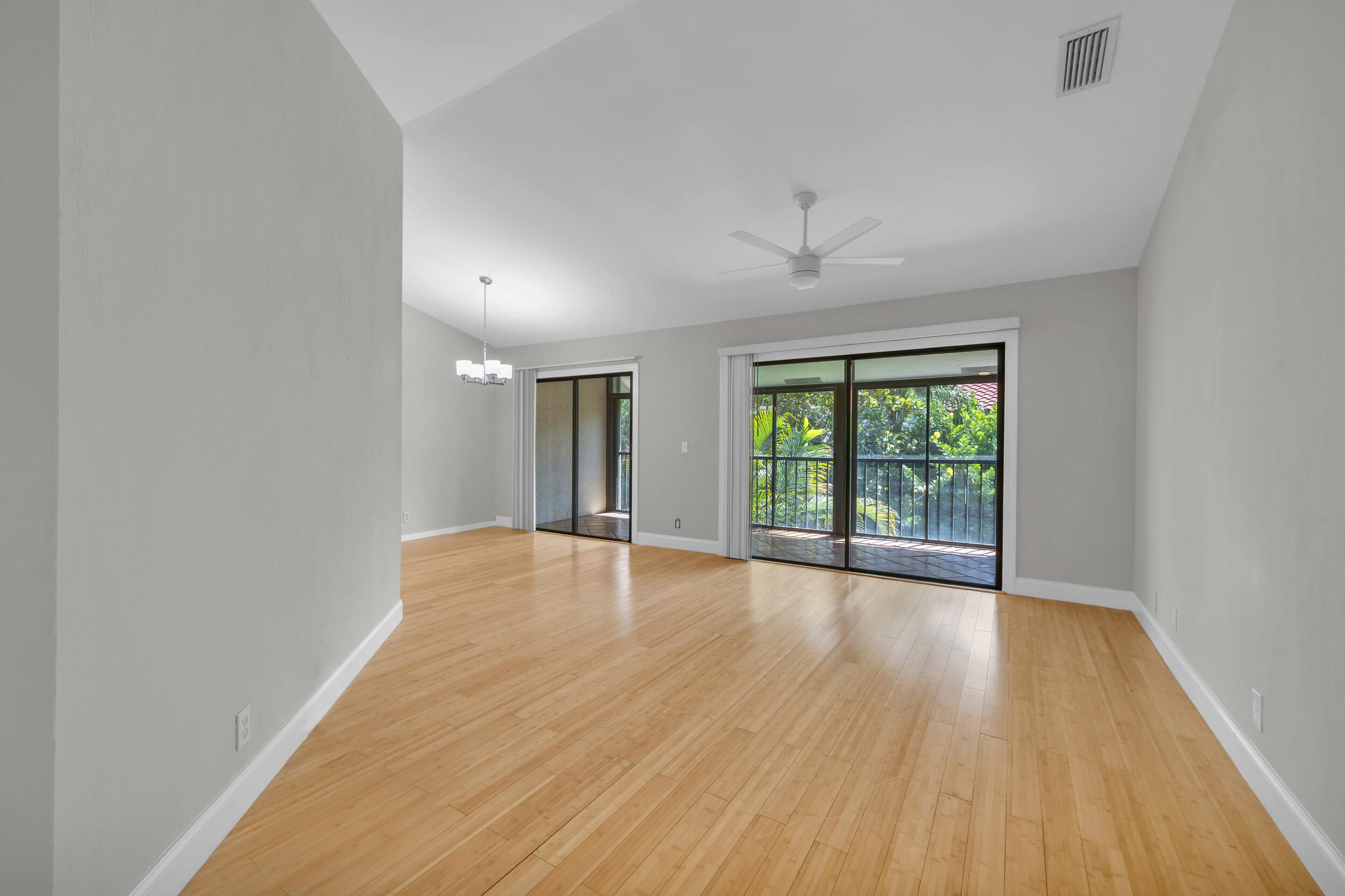 LEXINGTON GREEN CONDO - Residential