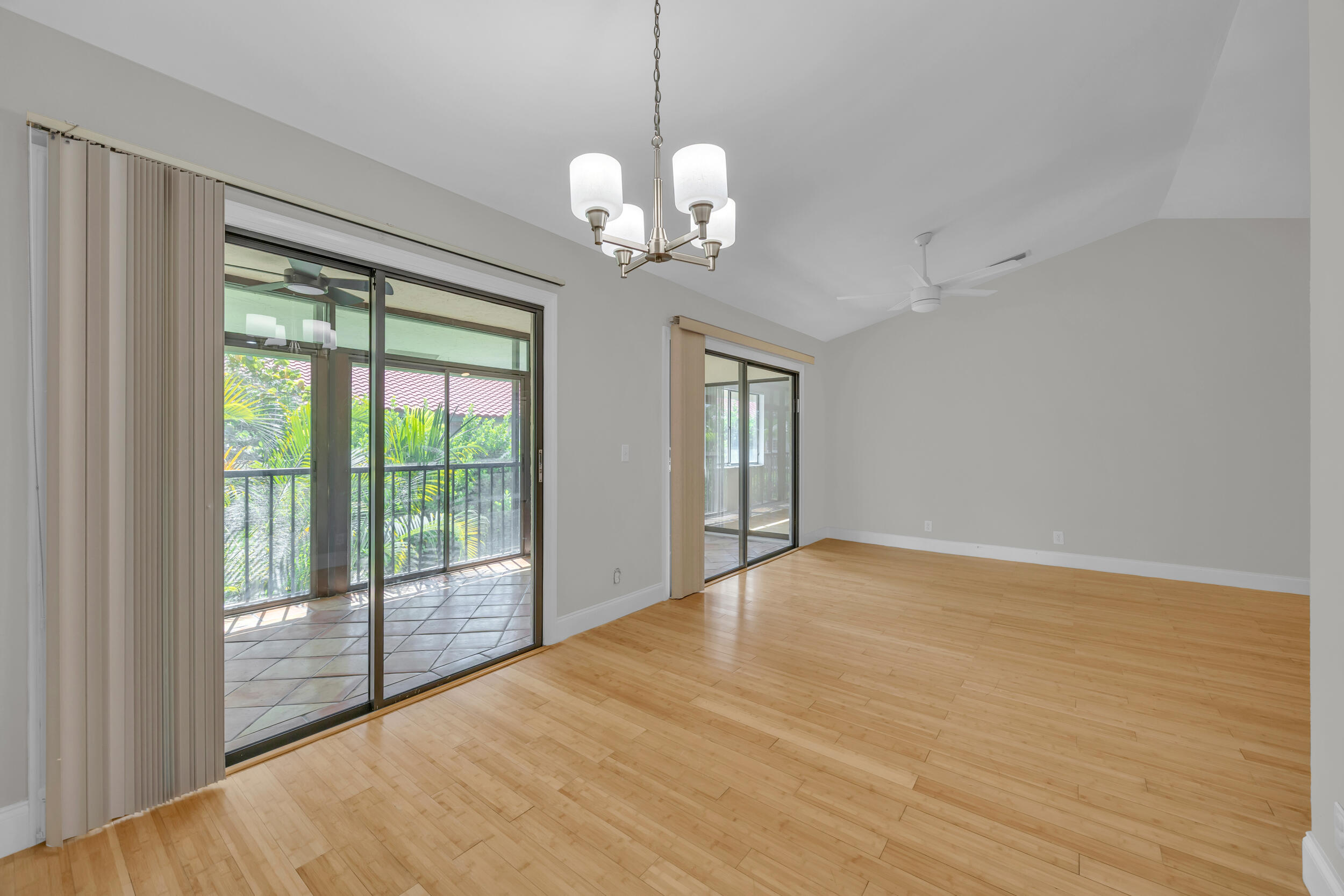 LEXINGTON GREEN CONDO - Residential