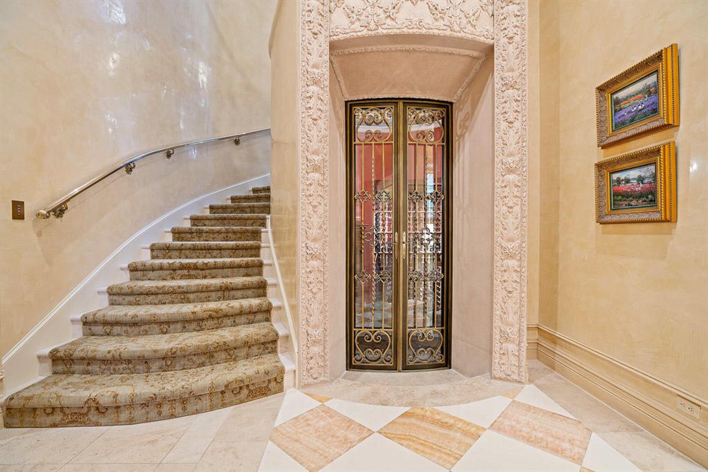 Admirals Cove - Residential