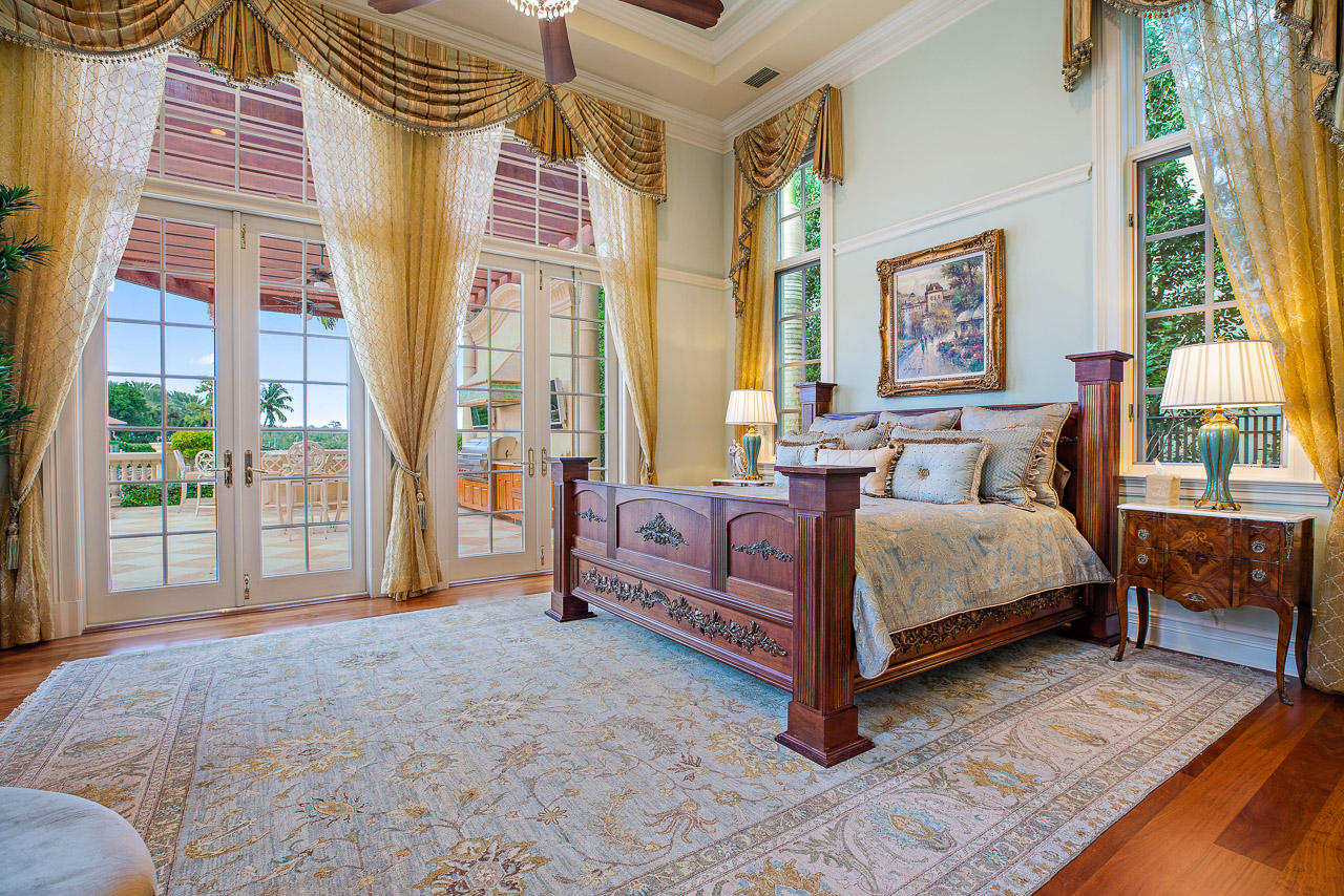 Admirals Cove - Residential