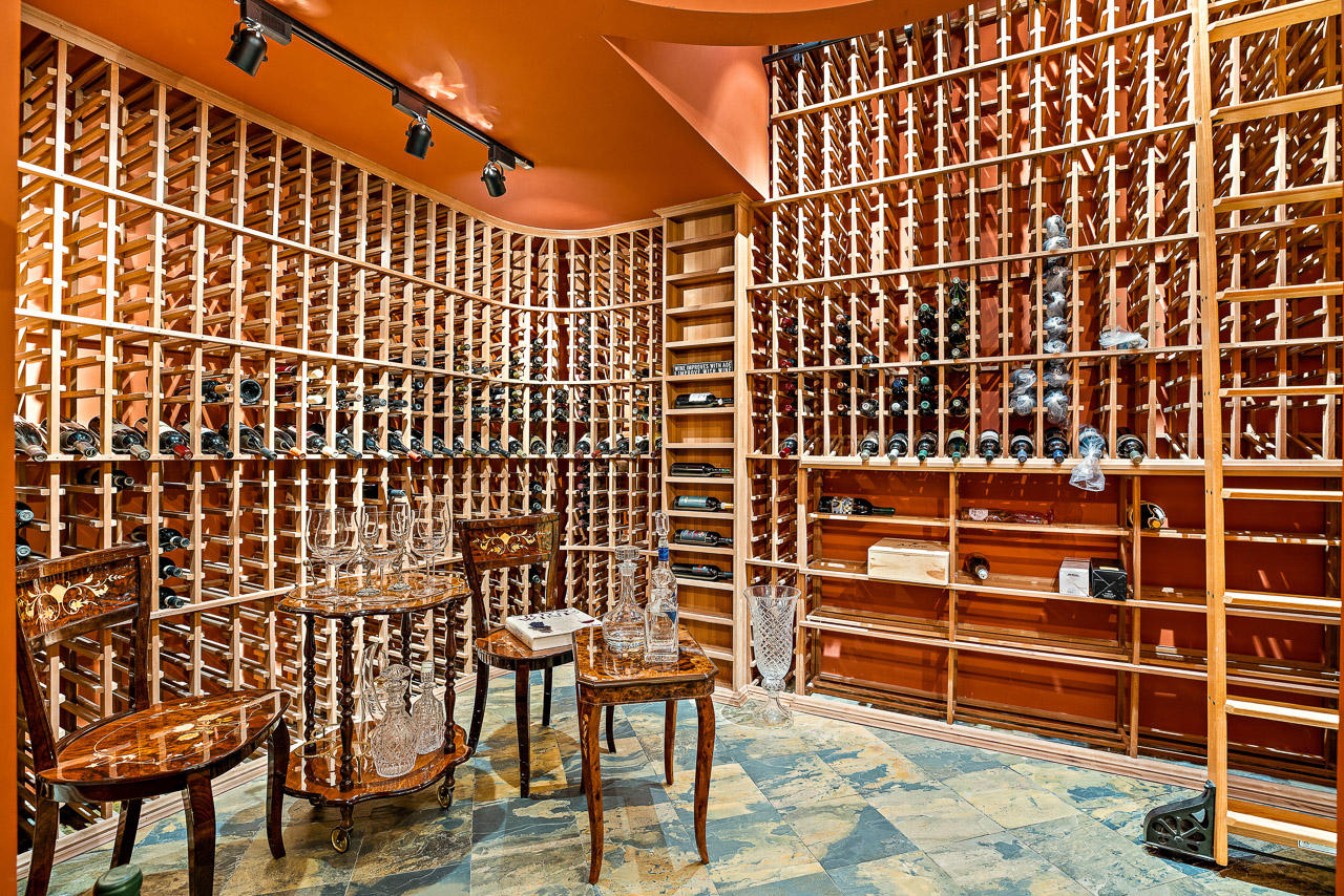 Admirals Cove - Residential